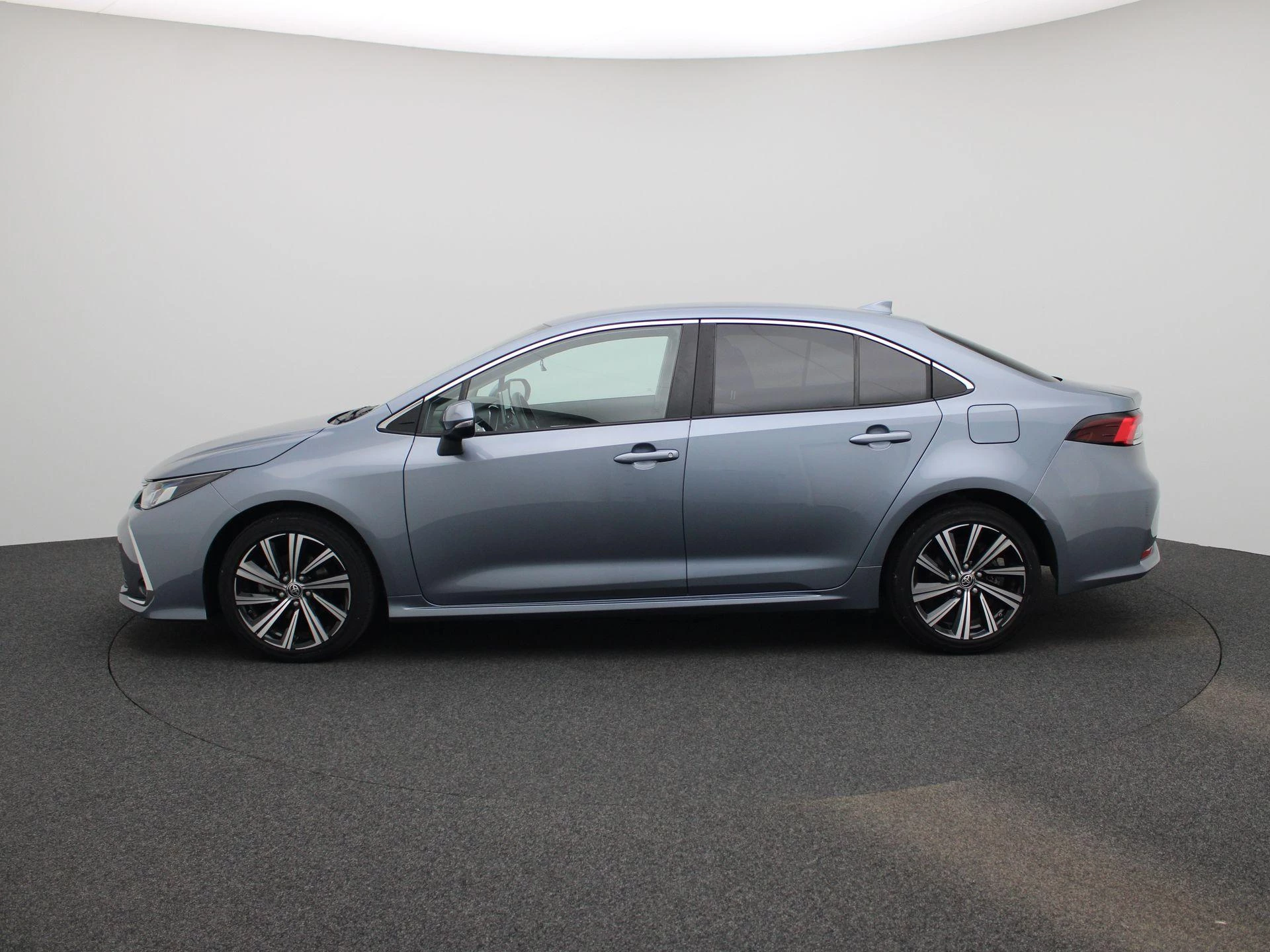Toyota Corolla 1.8 Hybrid Business Plus