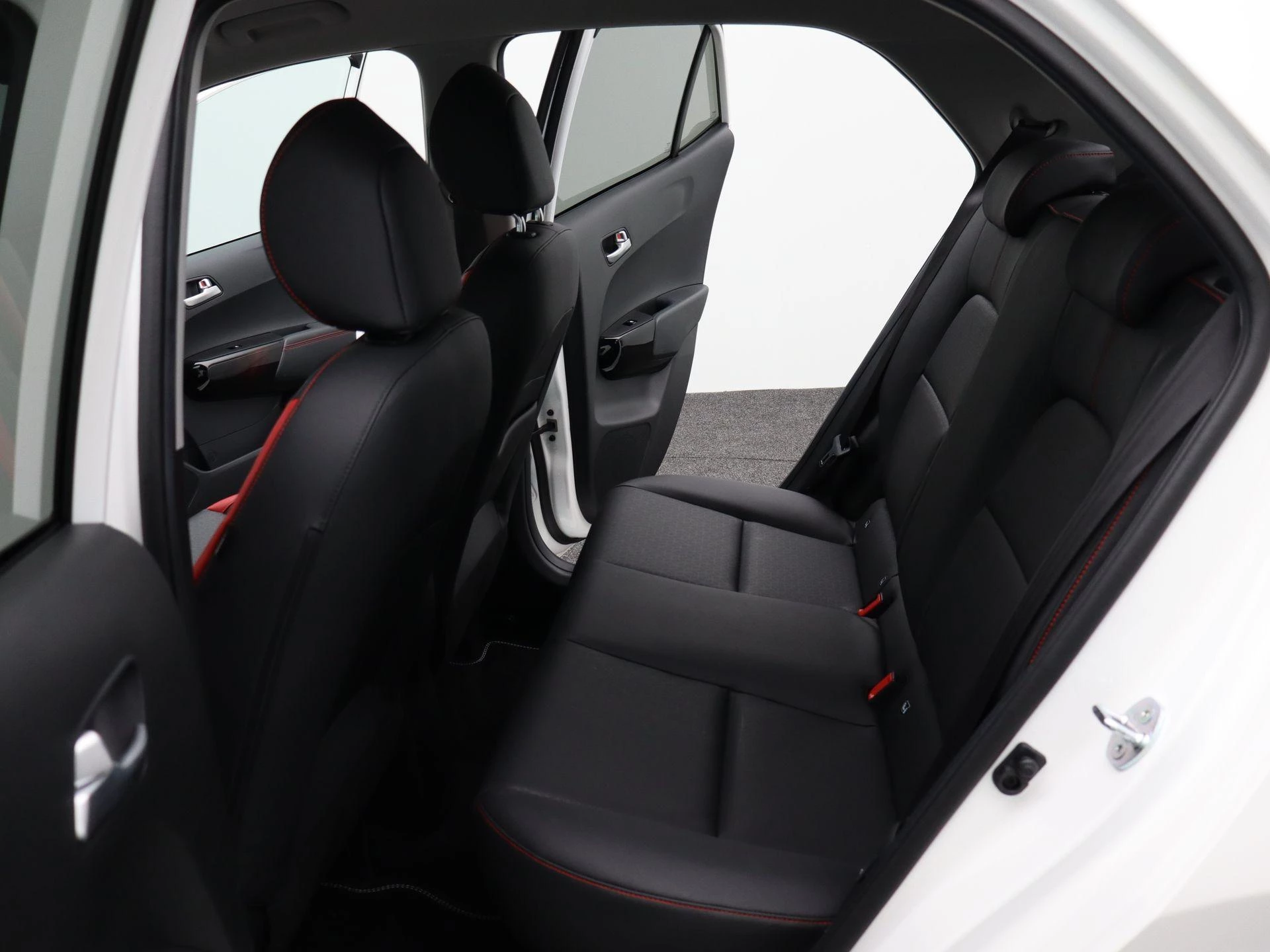 Kia-Picanto-image-13