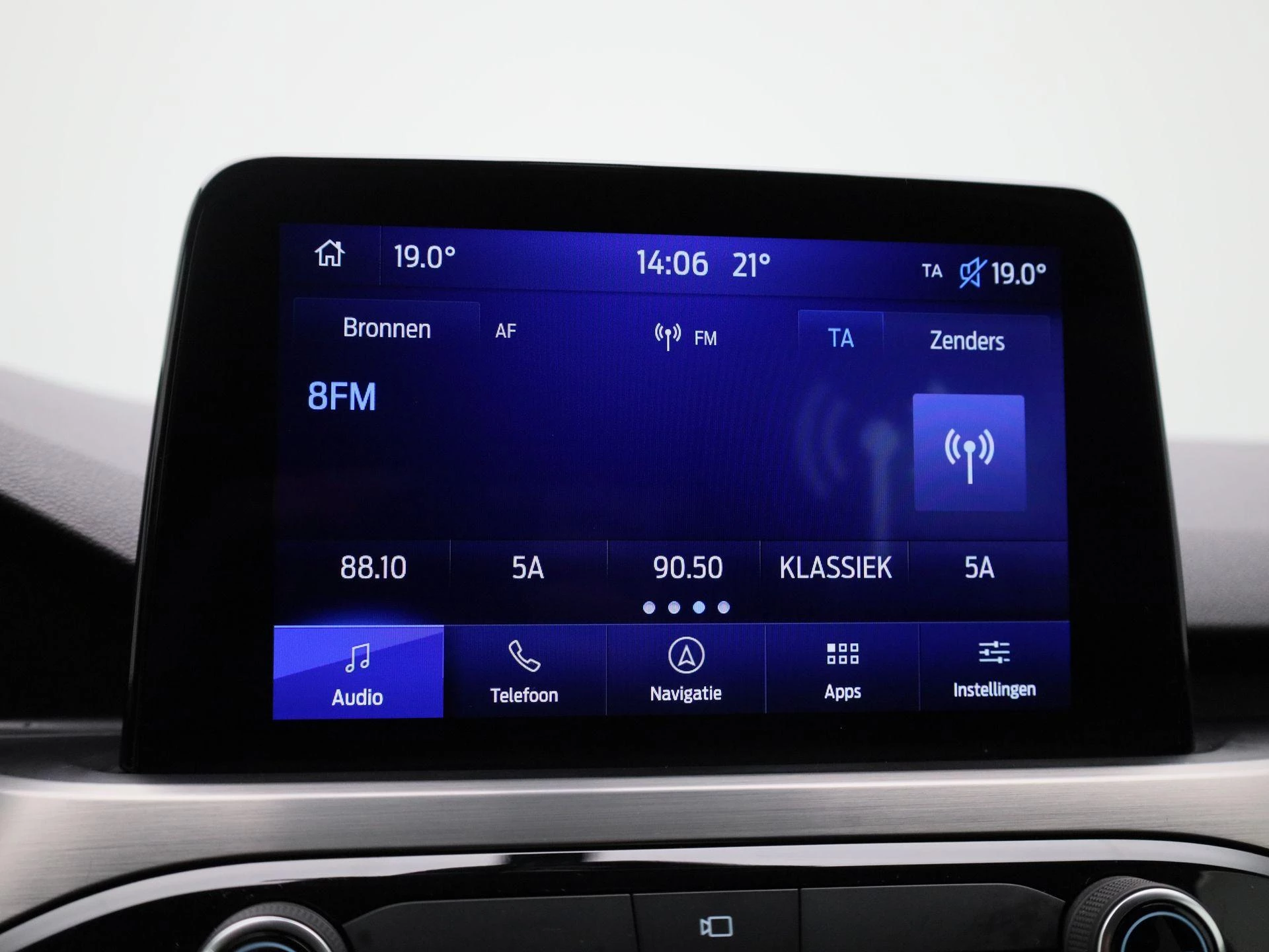 Ford-Kuga-image-17