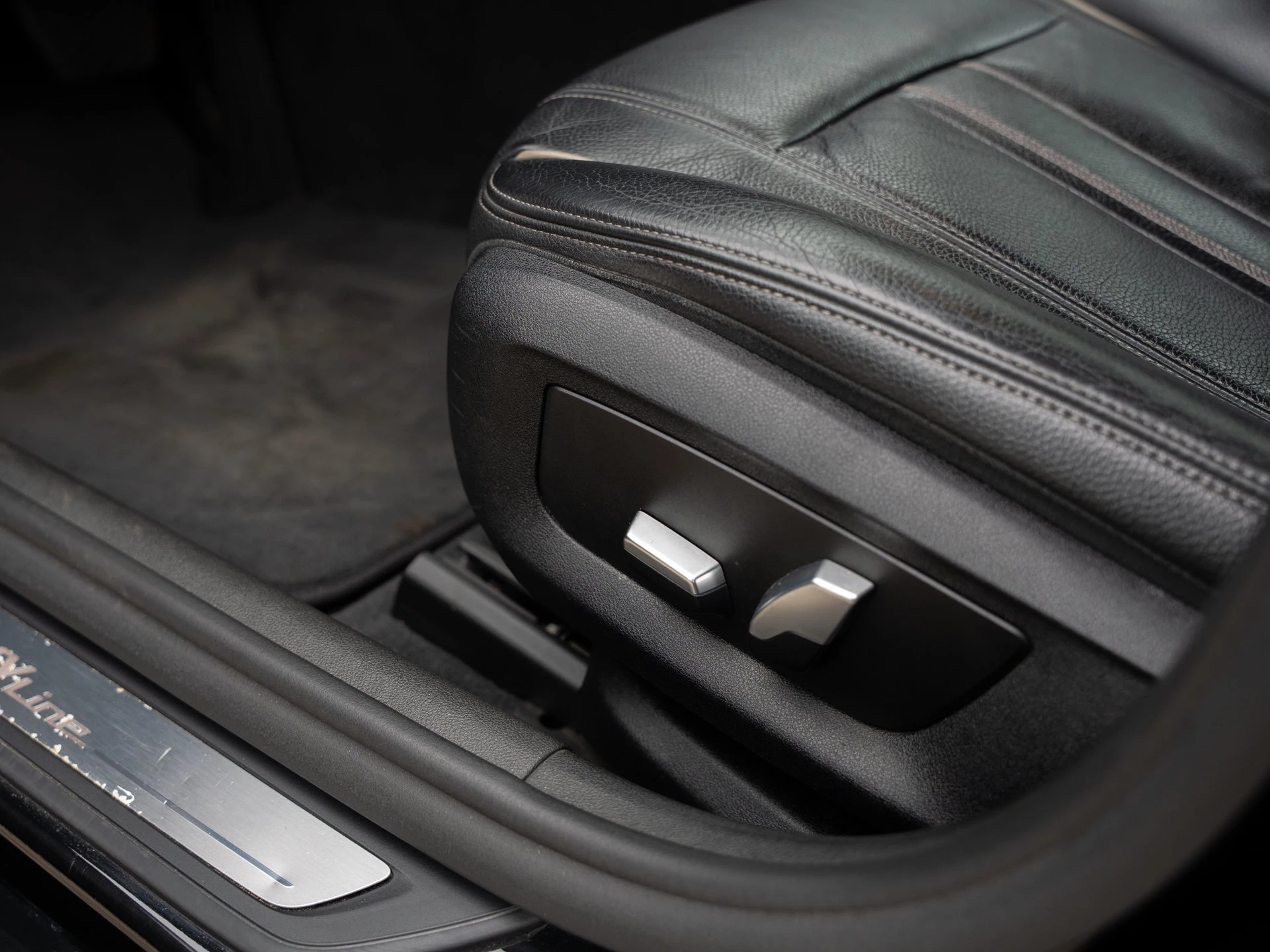 BMW 5er Reihe 530d Touring Luxury Line