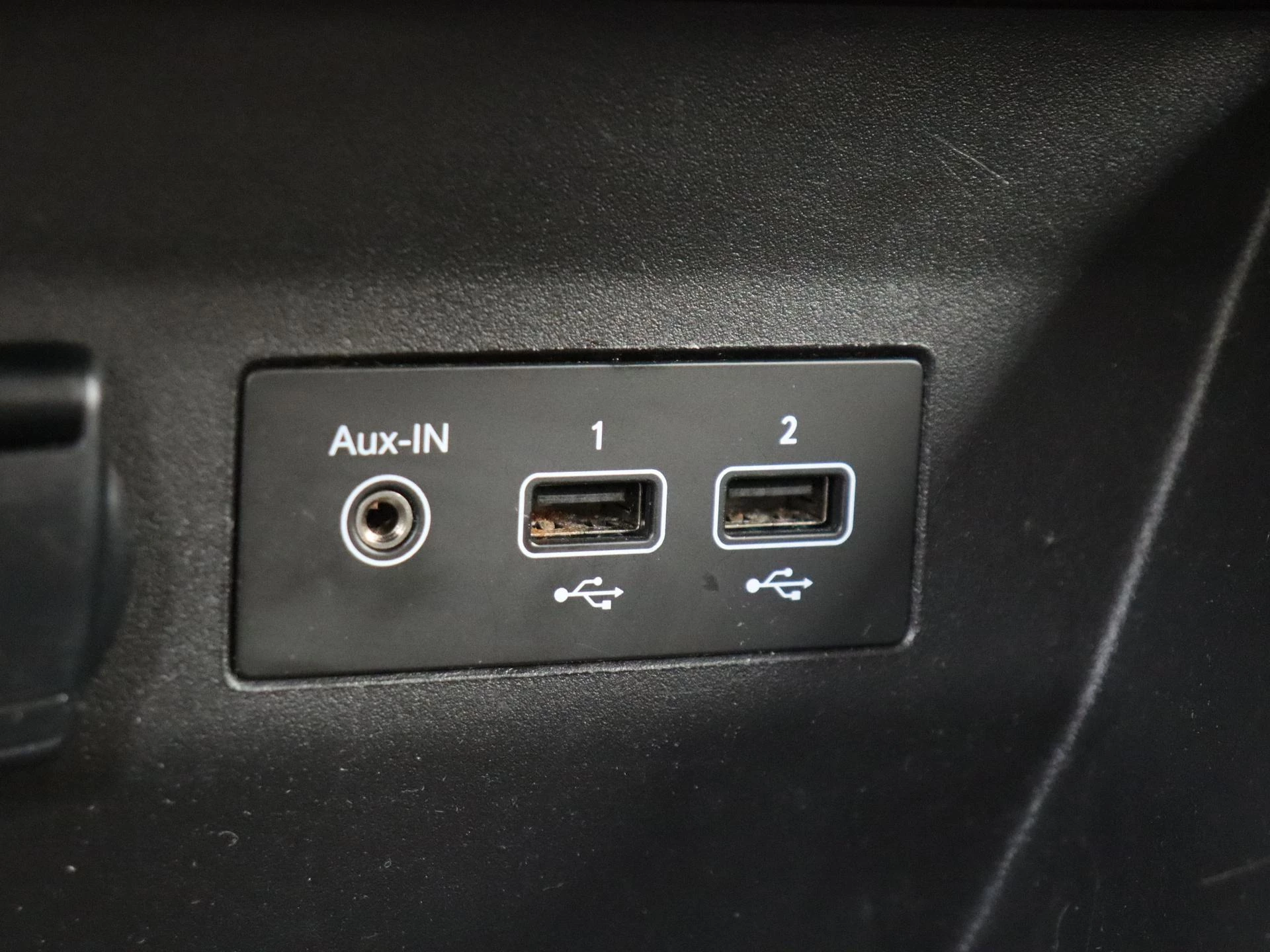 Renault-Clio-image-21