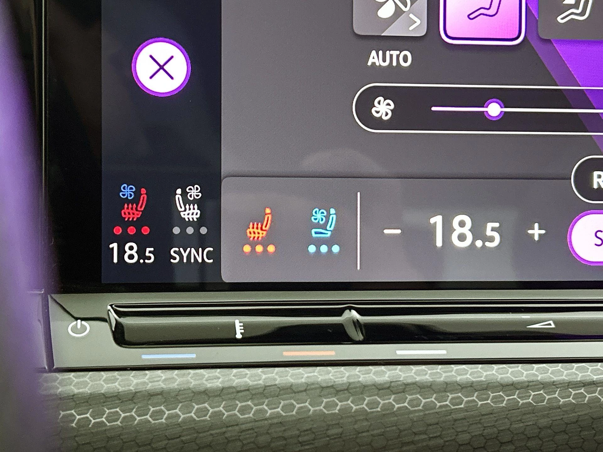 Volkswagen-Golf-image-7