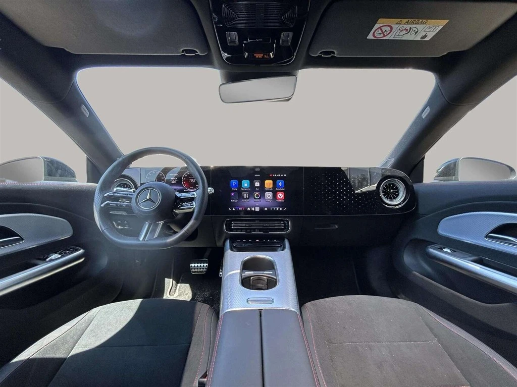 Mercedes-Benz-CLA-image-12
