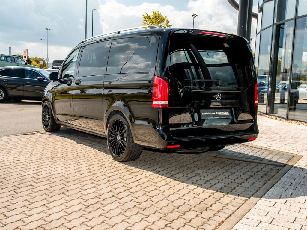 Mercedes-Benz-V-Klasse 300-image-4