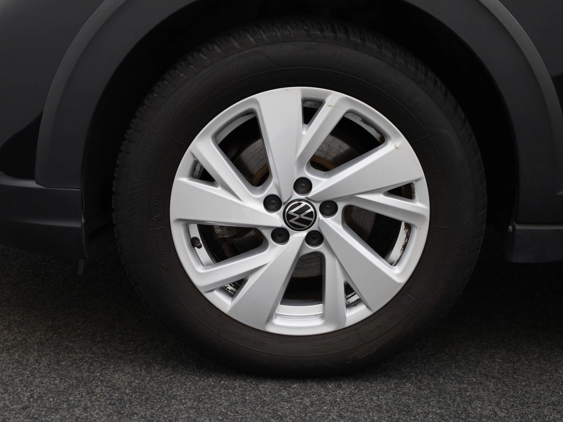Volkswagen-Taigo-image-16