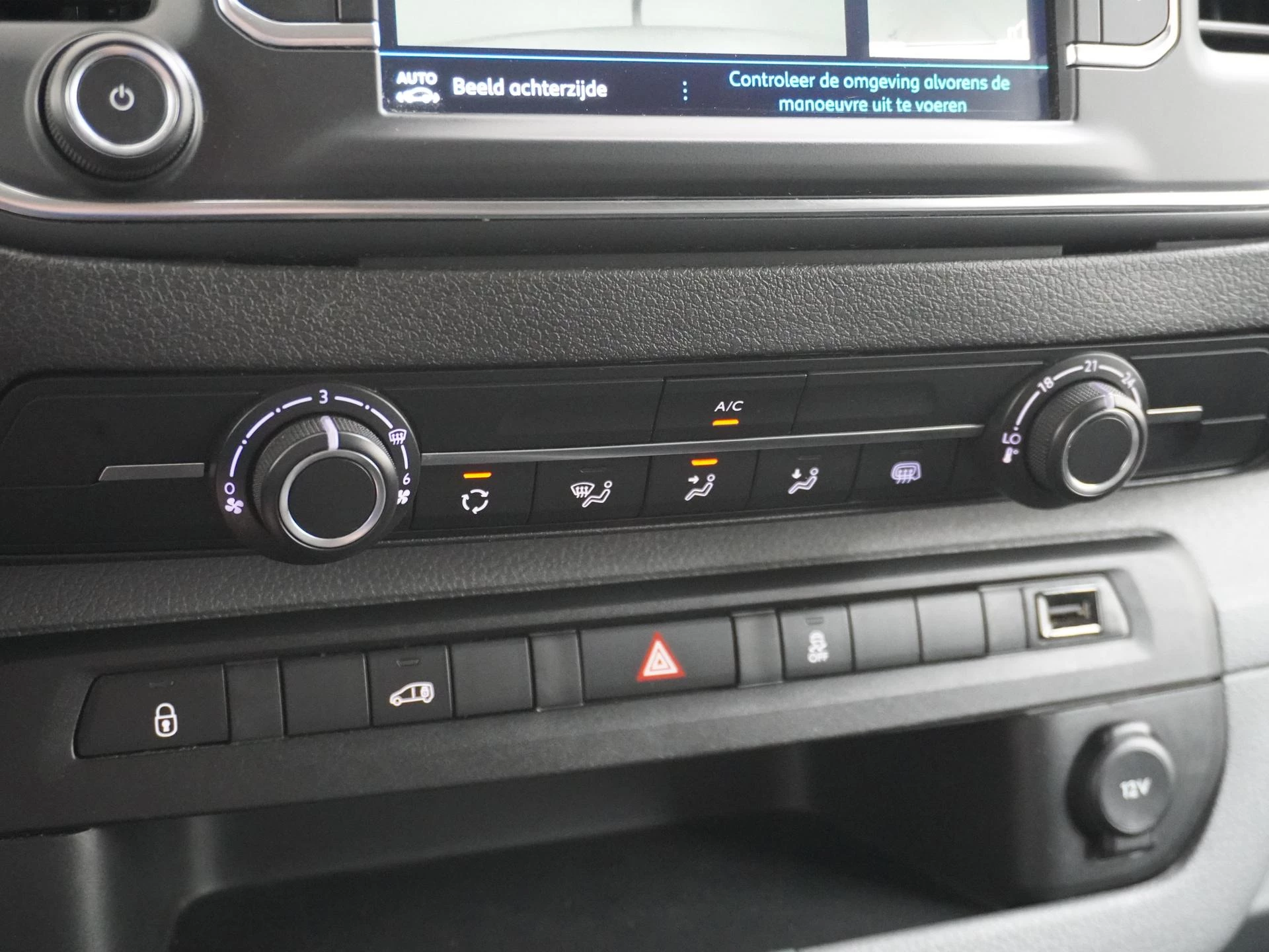 Peugeot-Expert-image-21