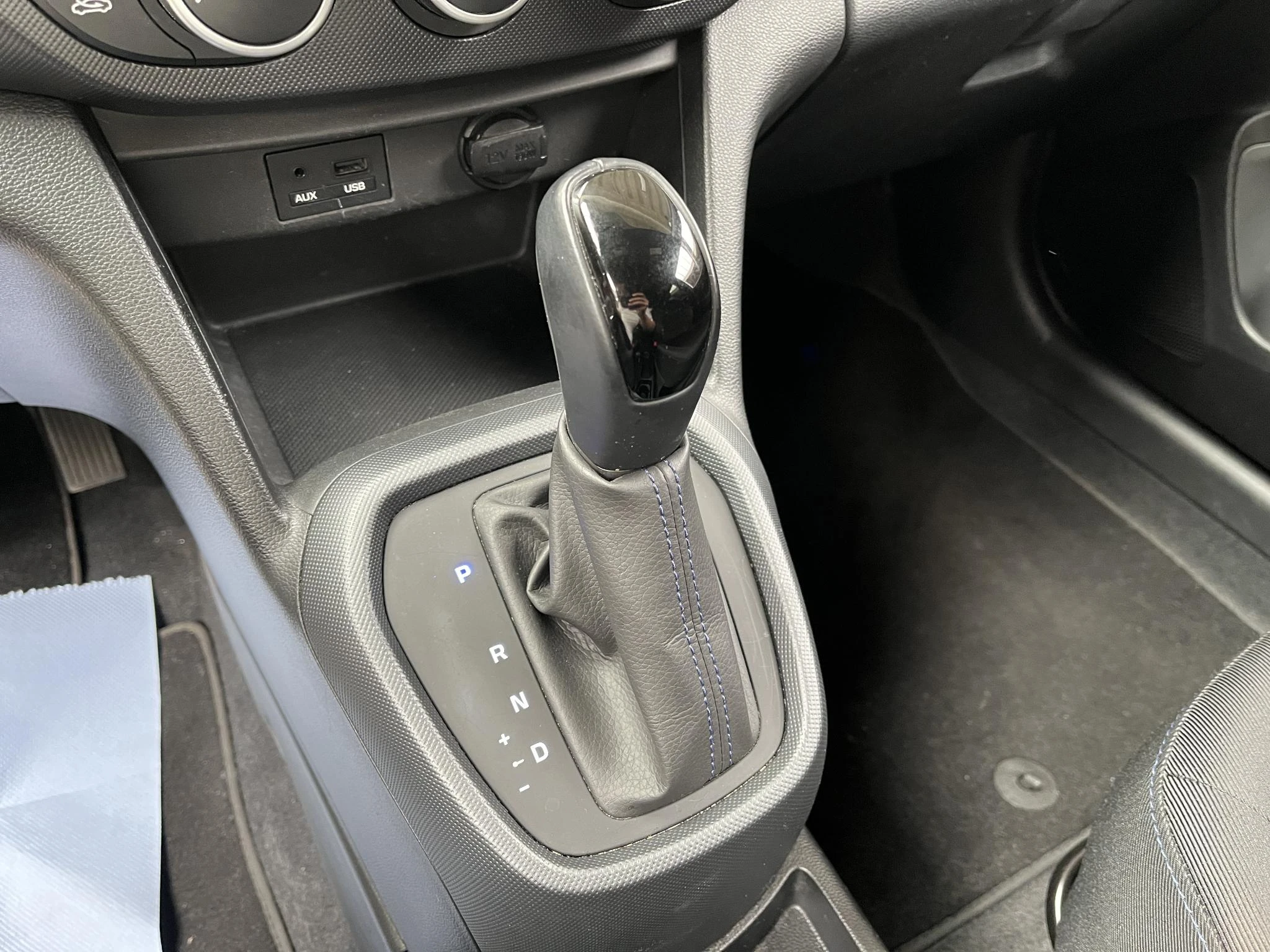 Hyundai i10 1.0 Aut. Launch Edition