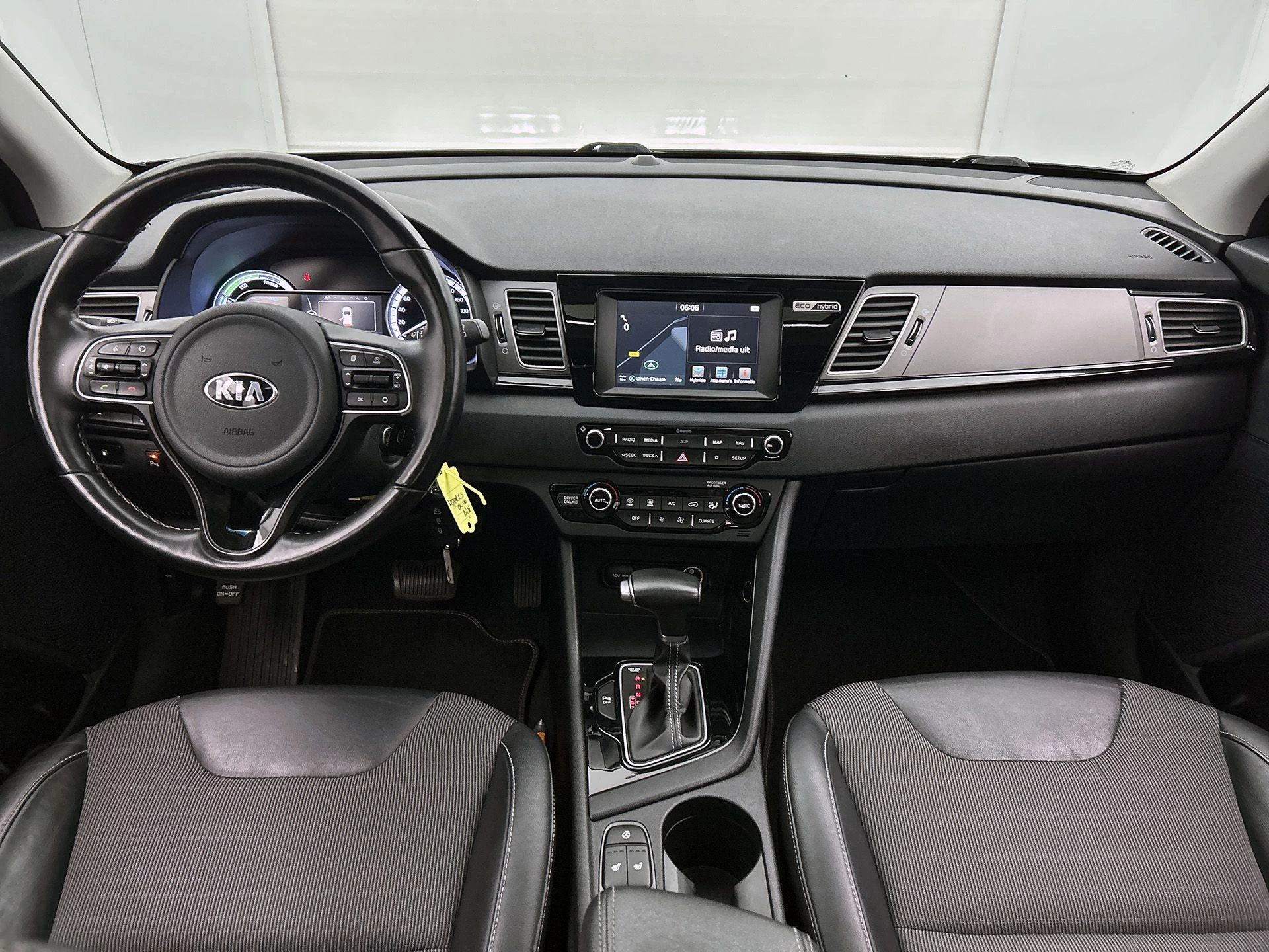 Kia-Niro-image-22