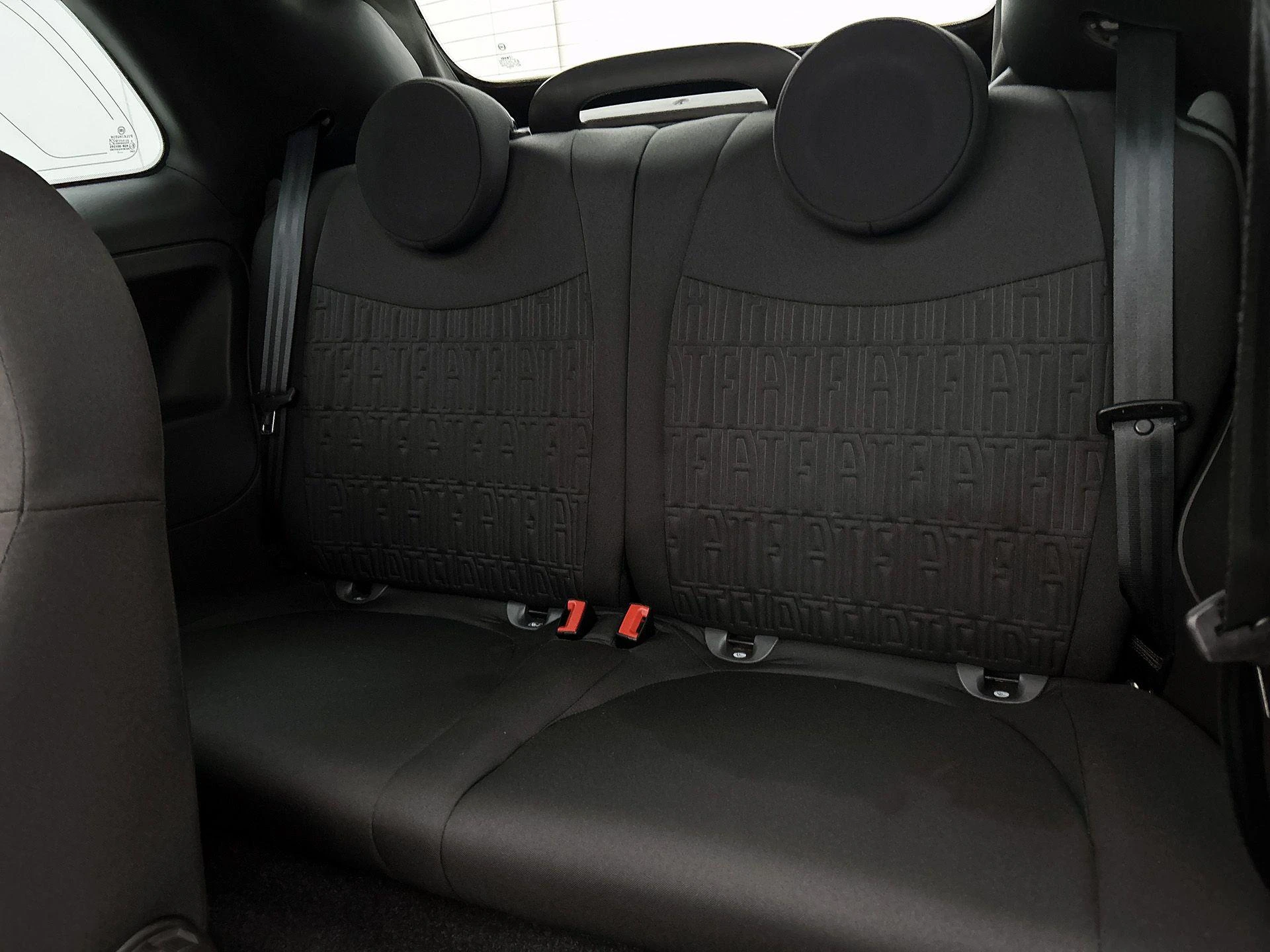 Fiat-500C-image-25