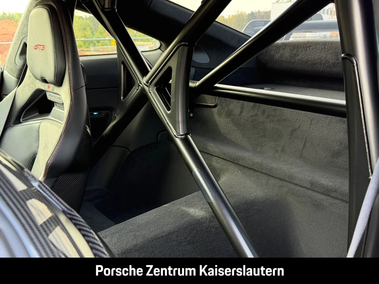 Porsche-911-image-31