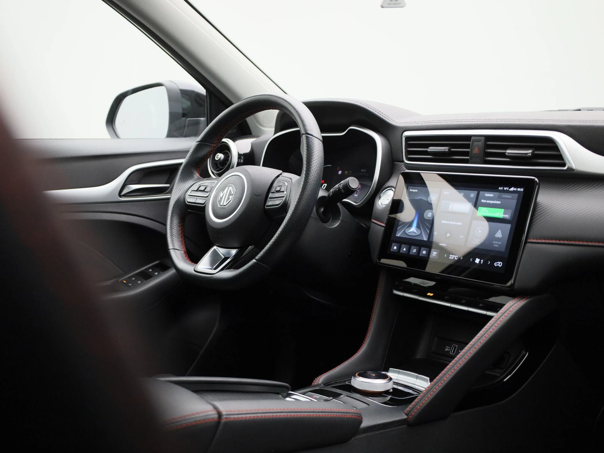 MG-ZS EV-image-35