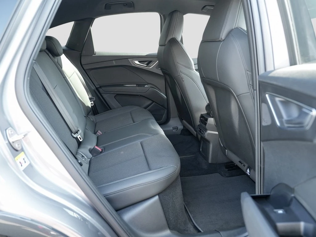 Audi Q4 Sportback e-tron 35 advanced S line Navi LED