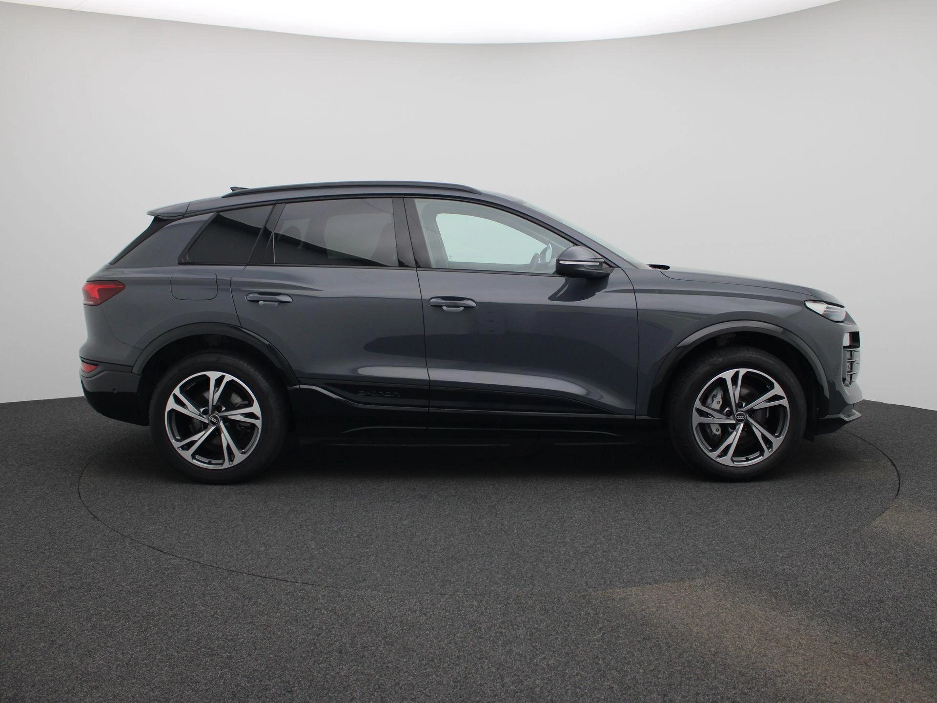 Audi Q6 e-tron edition 83 kWh