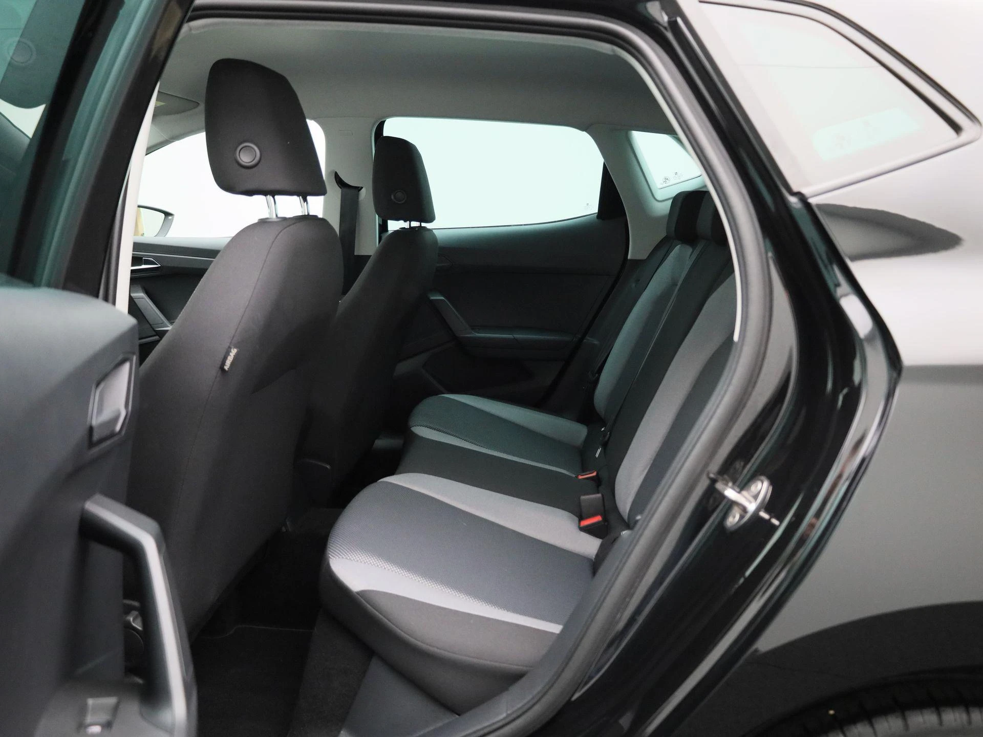 SEAT-Ibiza-image-10