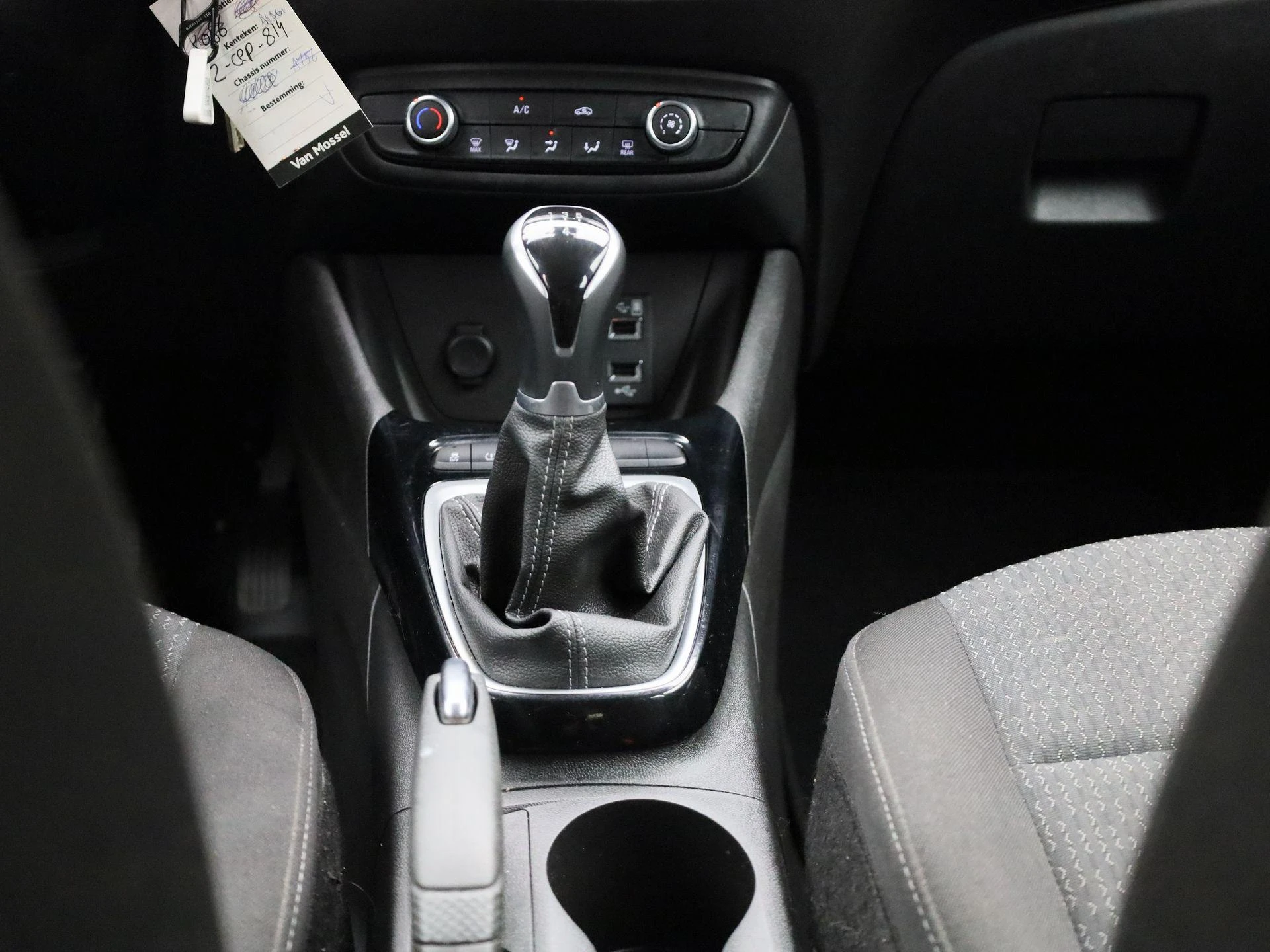 Opel-Crossland-image-11