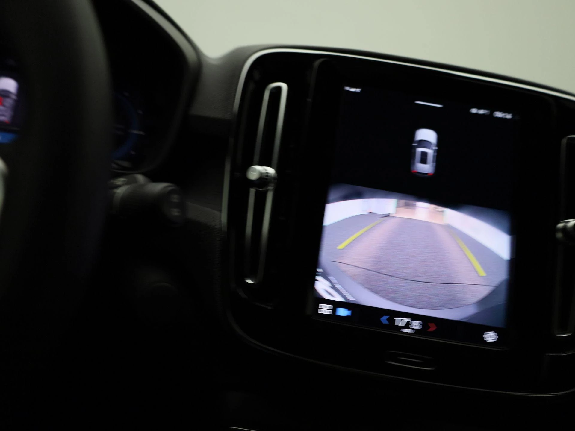 Volvo XC40 Recharge Core