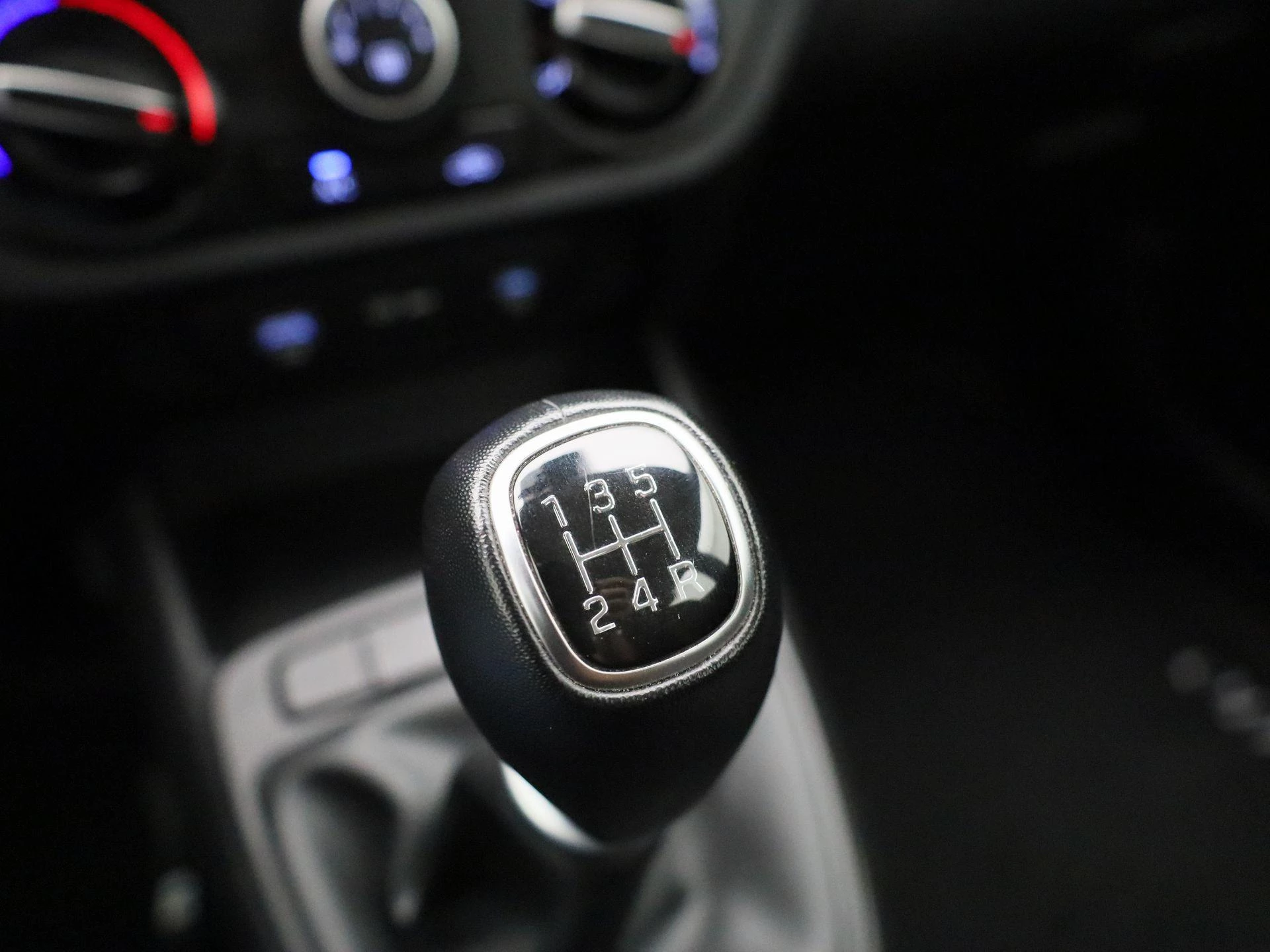 Hyundai-i10-image-22