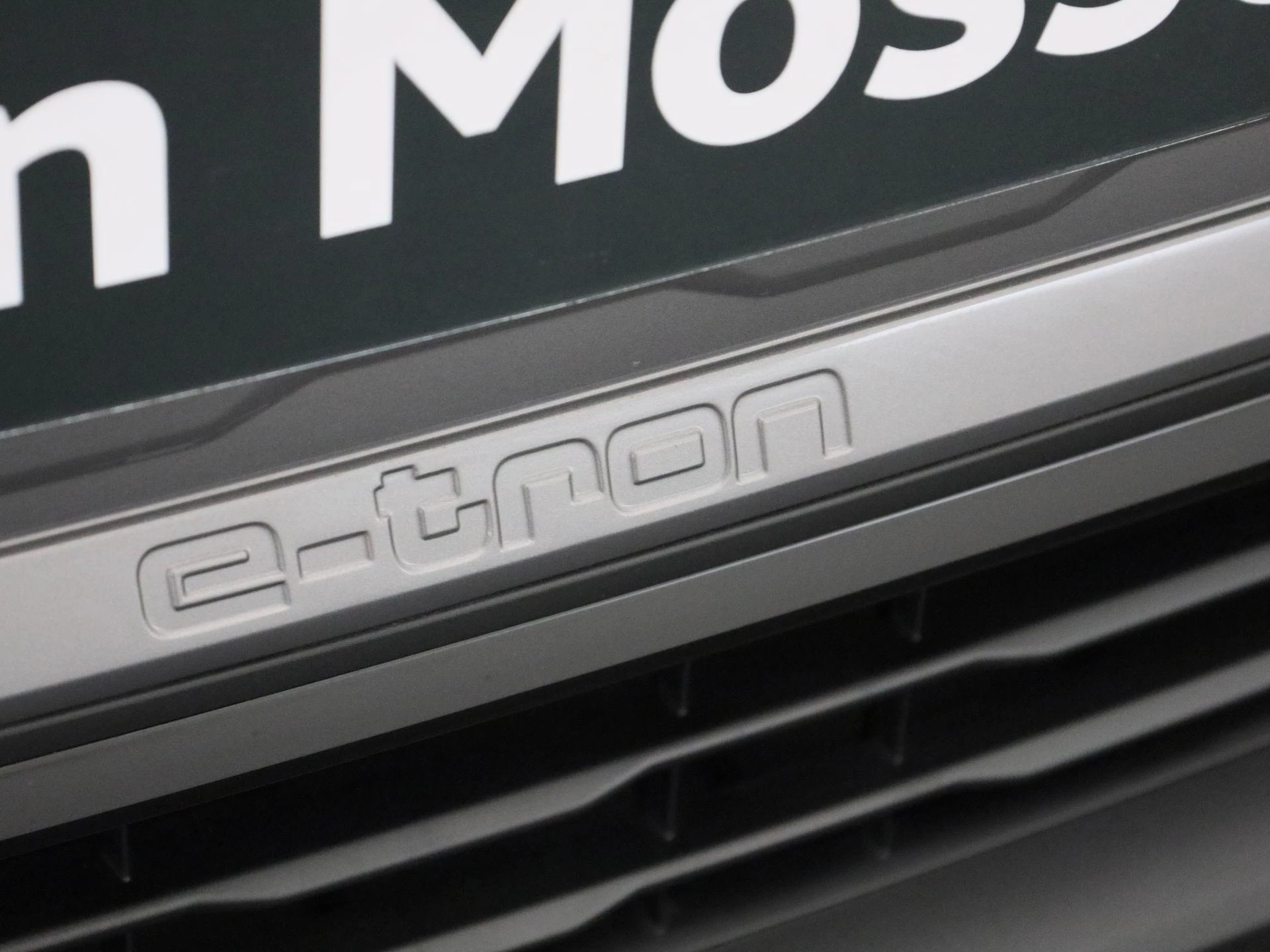 Audi-Q4 e-tron-image-38