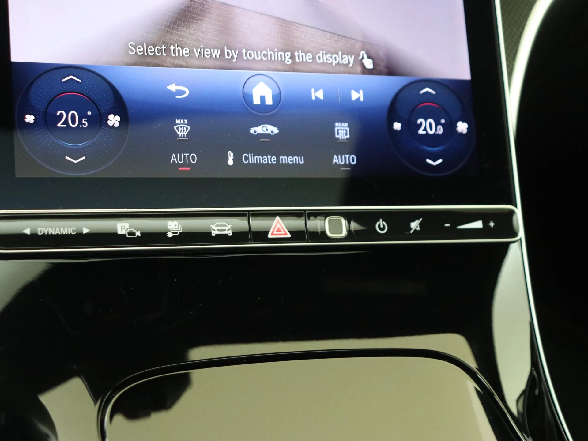 Mercedes-Benz-C-Klasse-image-21