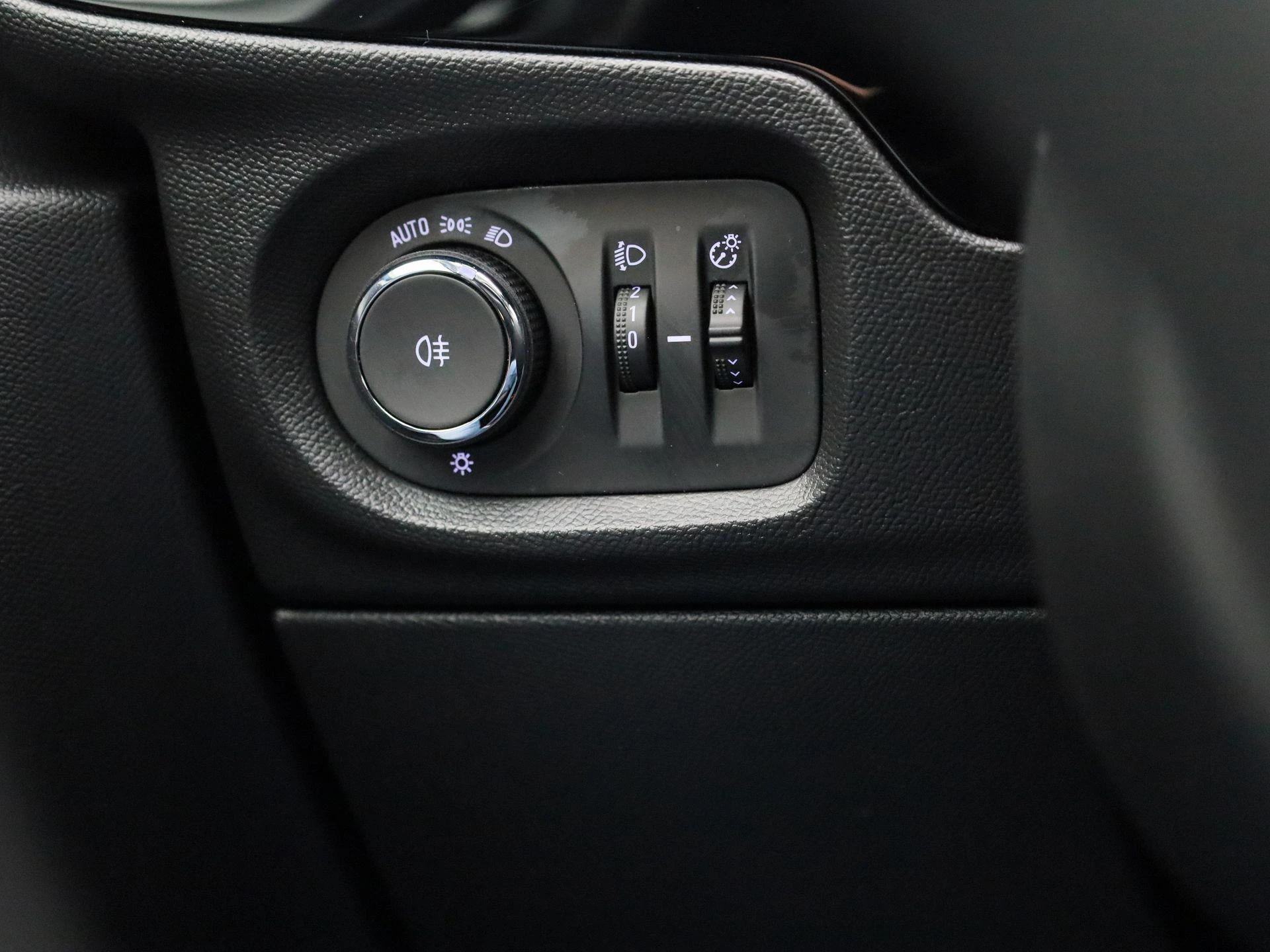 Opel-Corsa-image-19