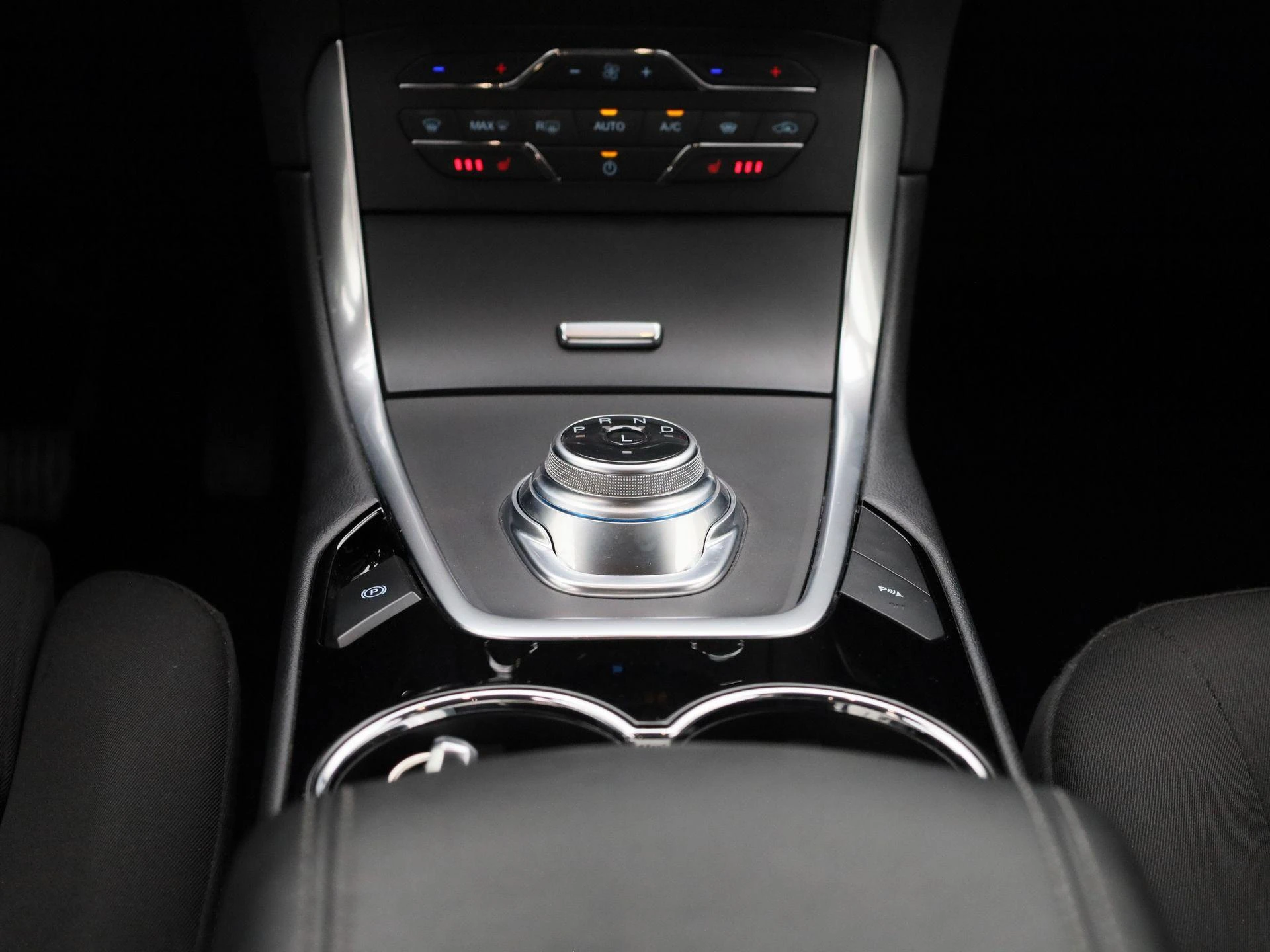 Ford-S-Max-image-9