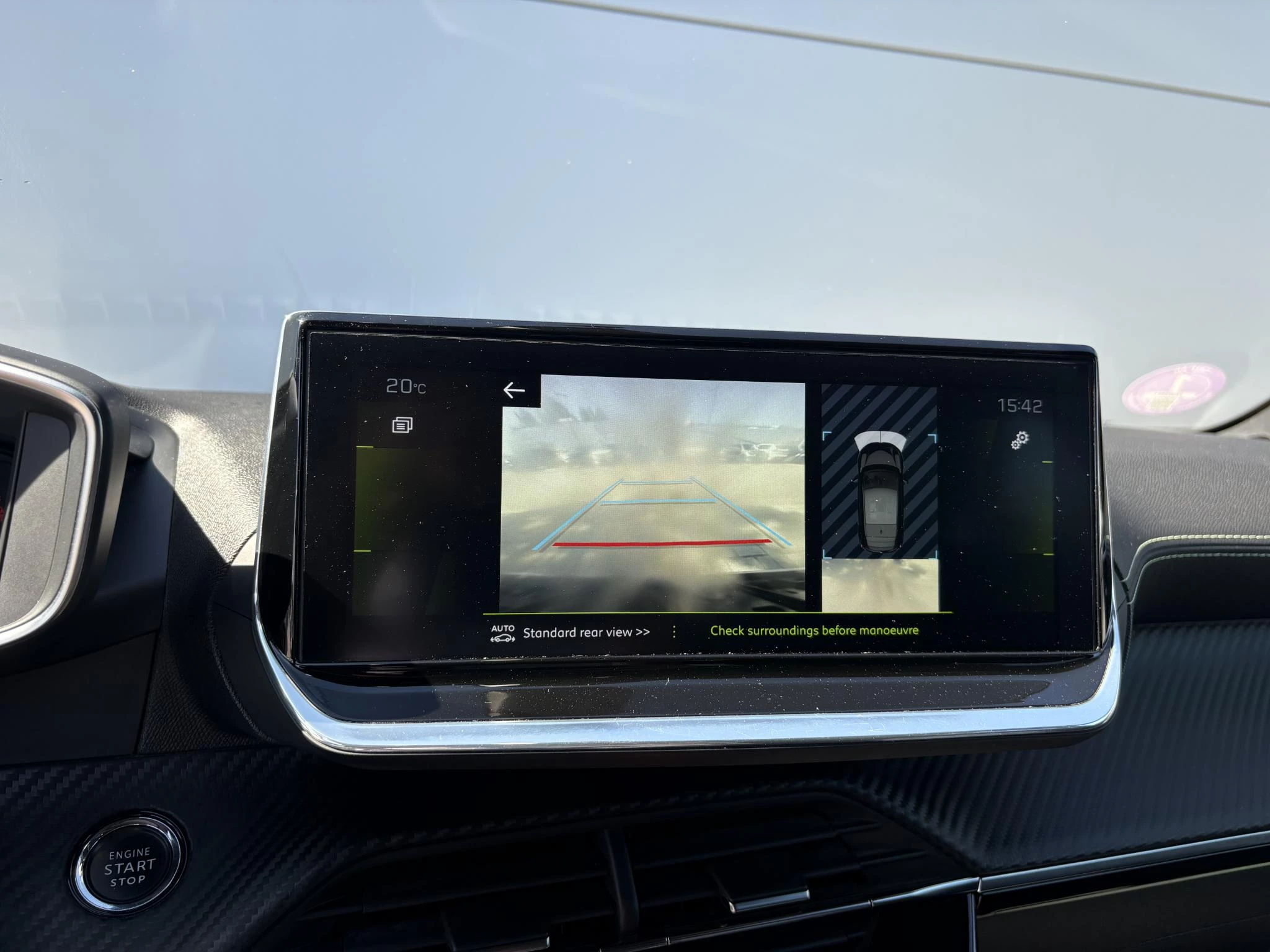 Peugeot-208-image-16