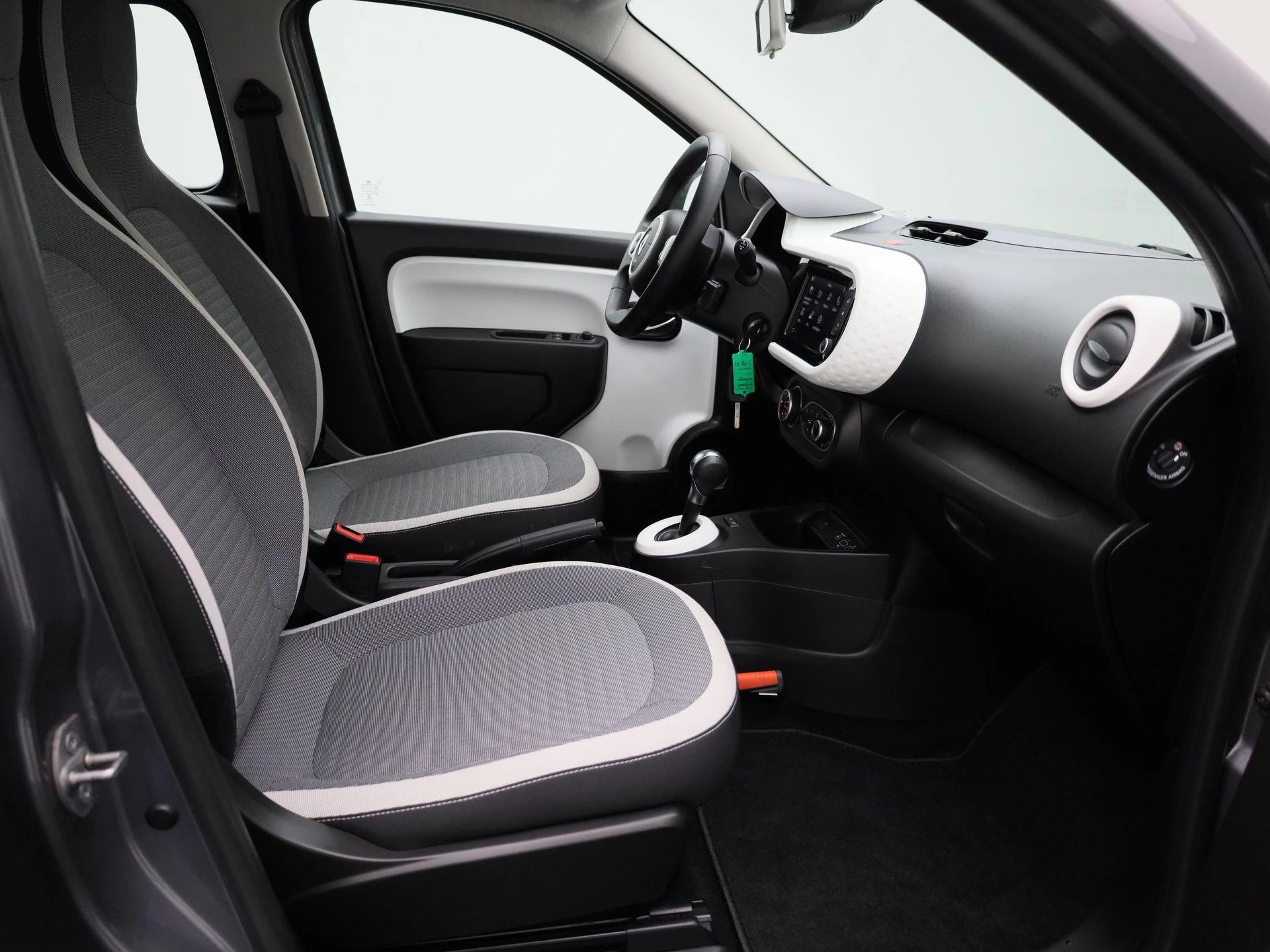 Renault-Twingo-image-31