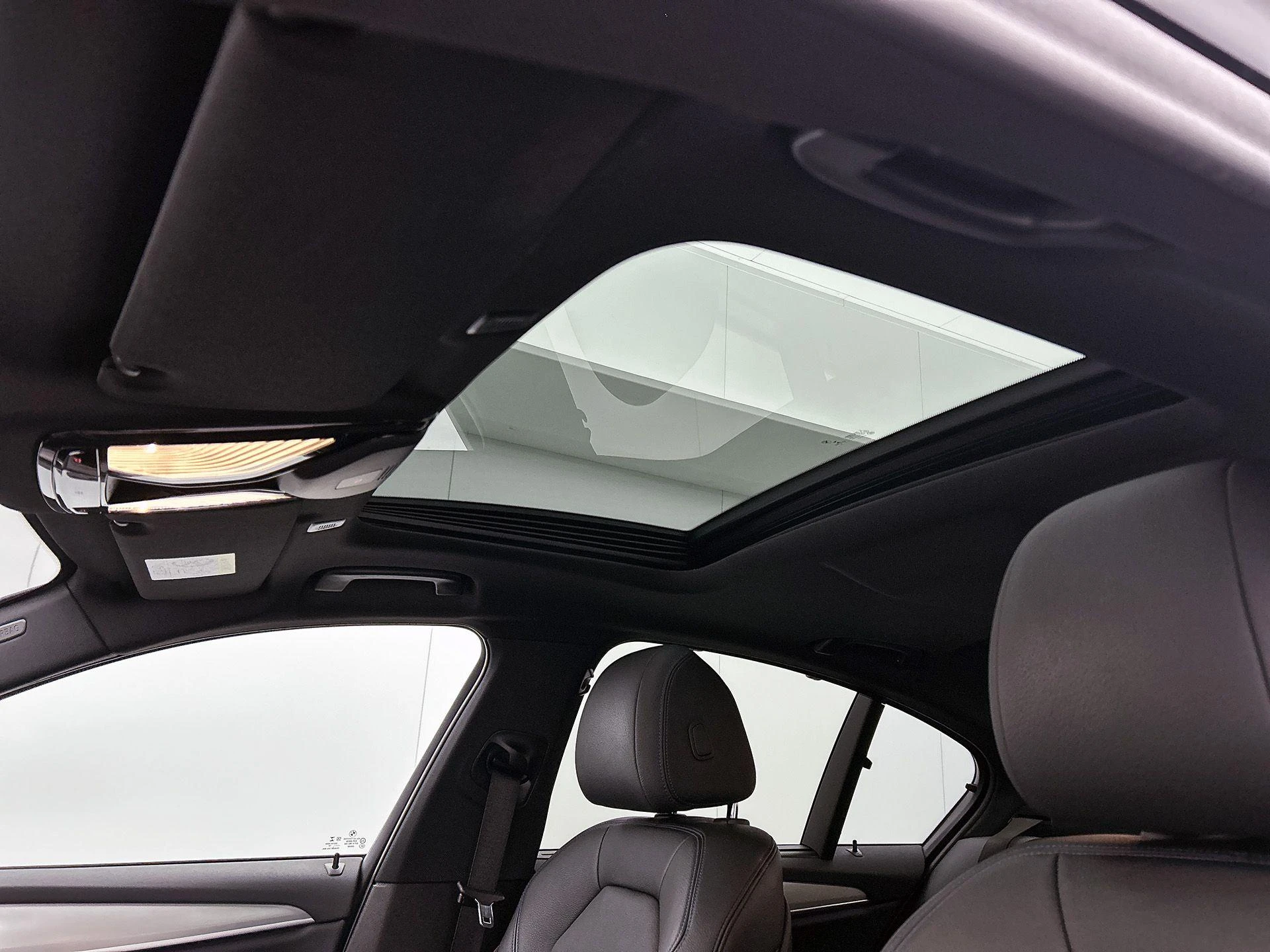 BMW-5 Serie-image-39