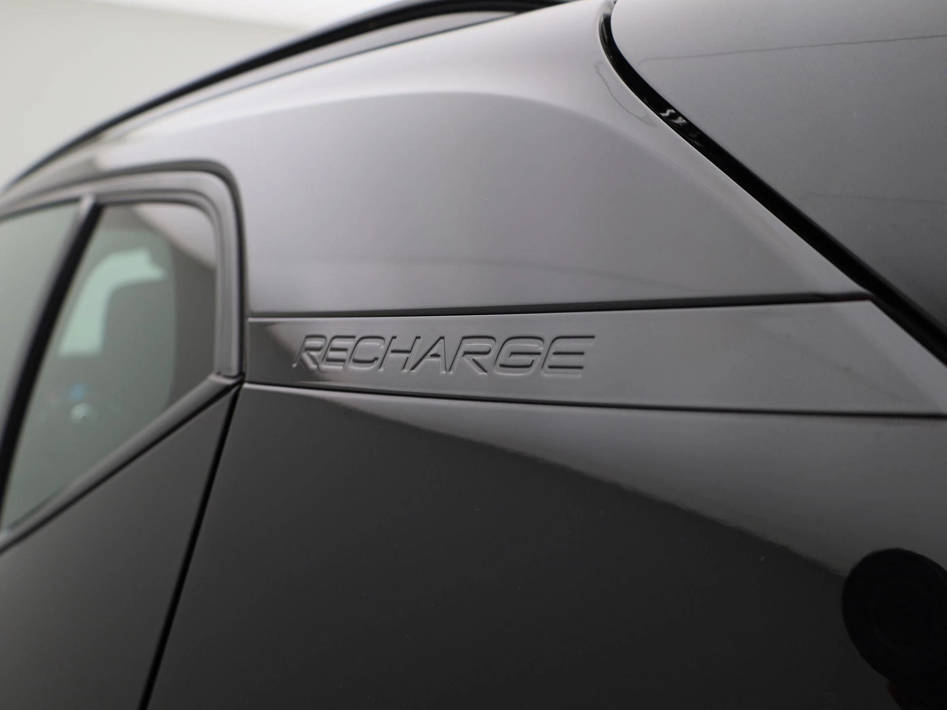 Volvo-XC40-image-34