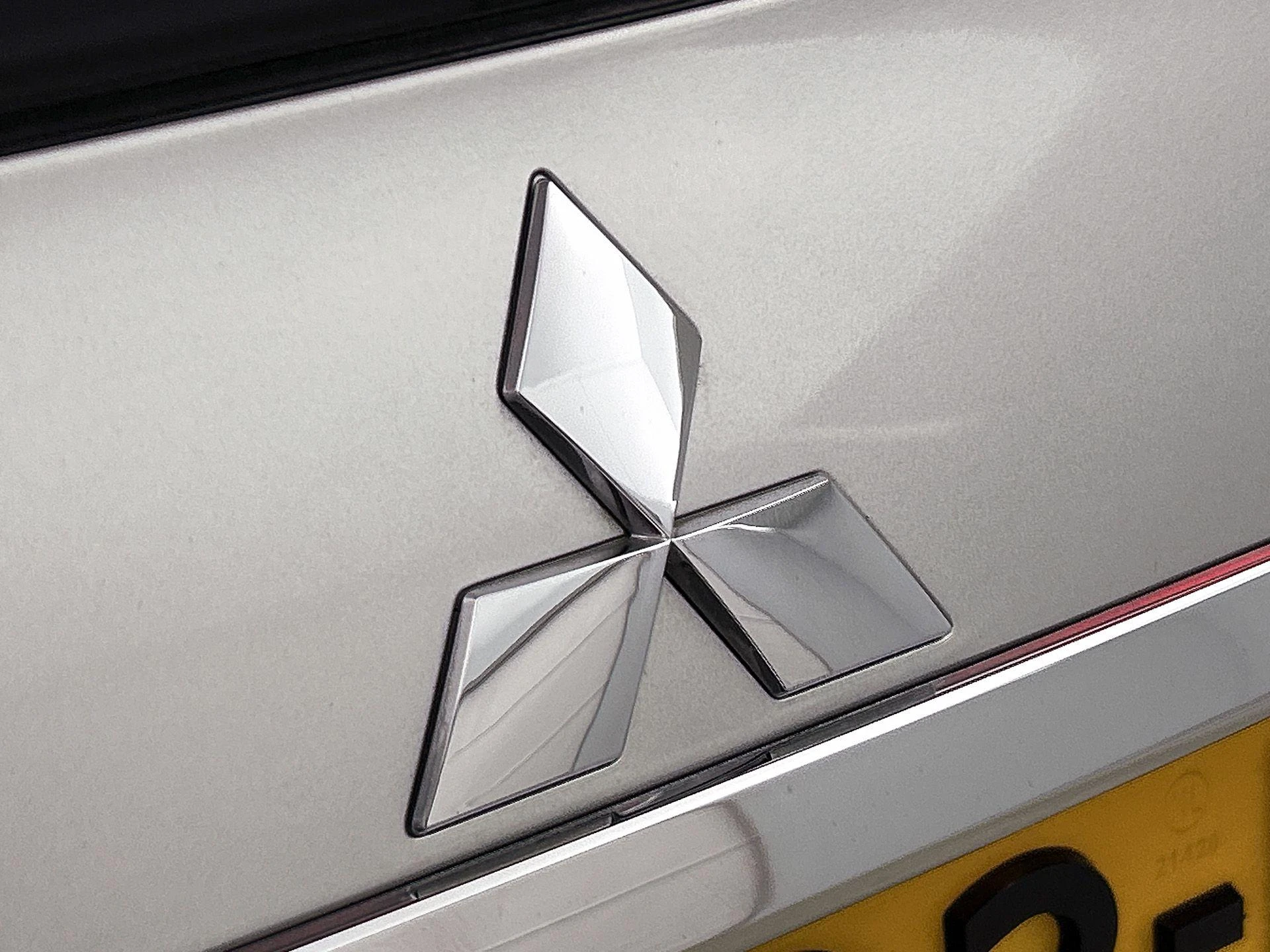 Mitsubishi-Eclipse Cross-image-28
