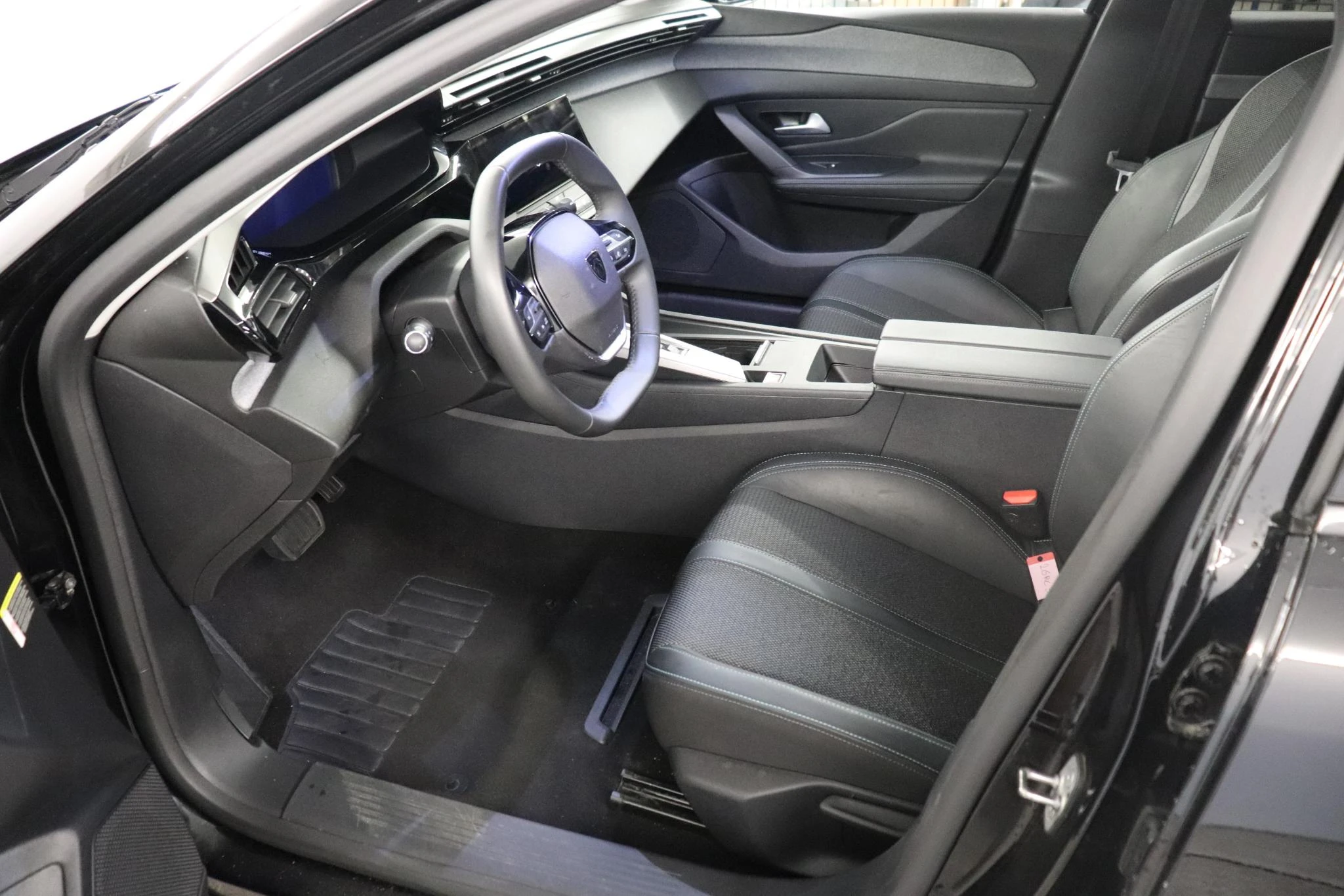 Peugeot e-308 e-308 156 Allure