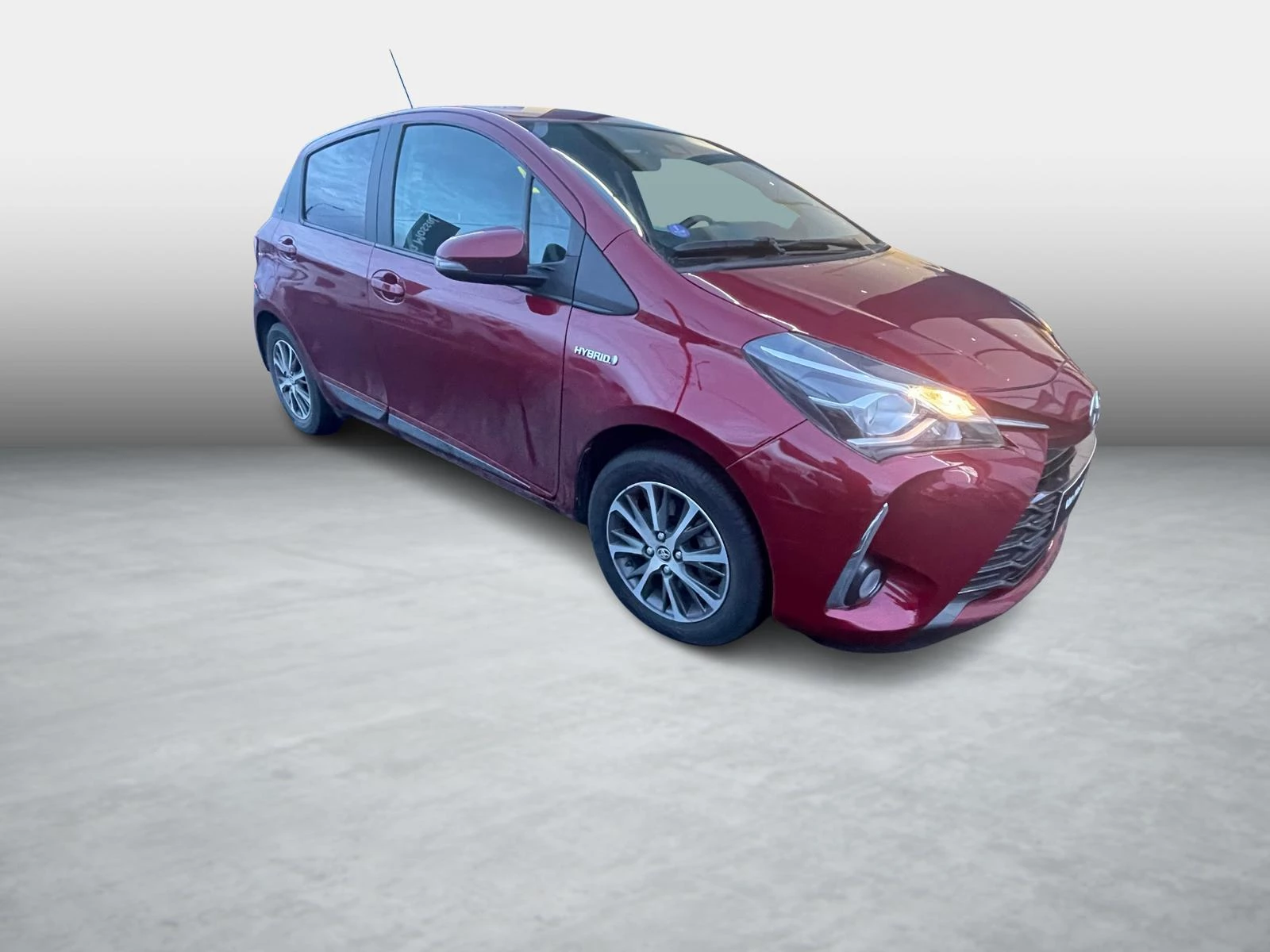 Toyota-Yaris-image-7