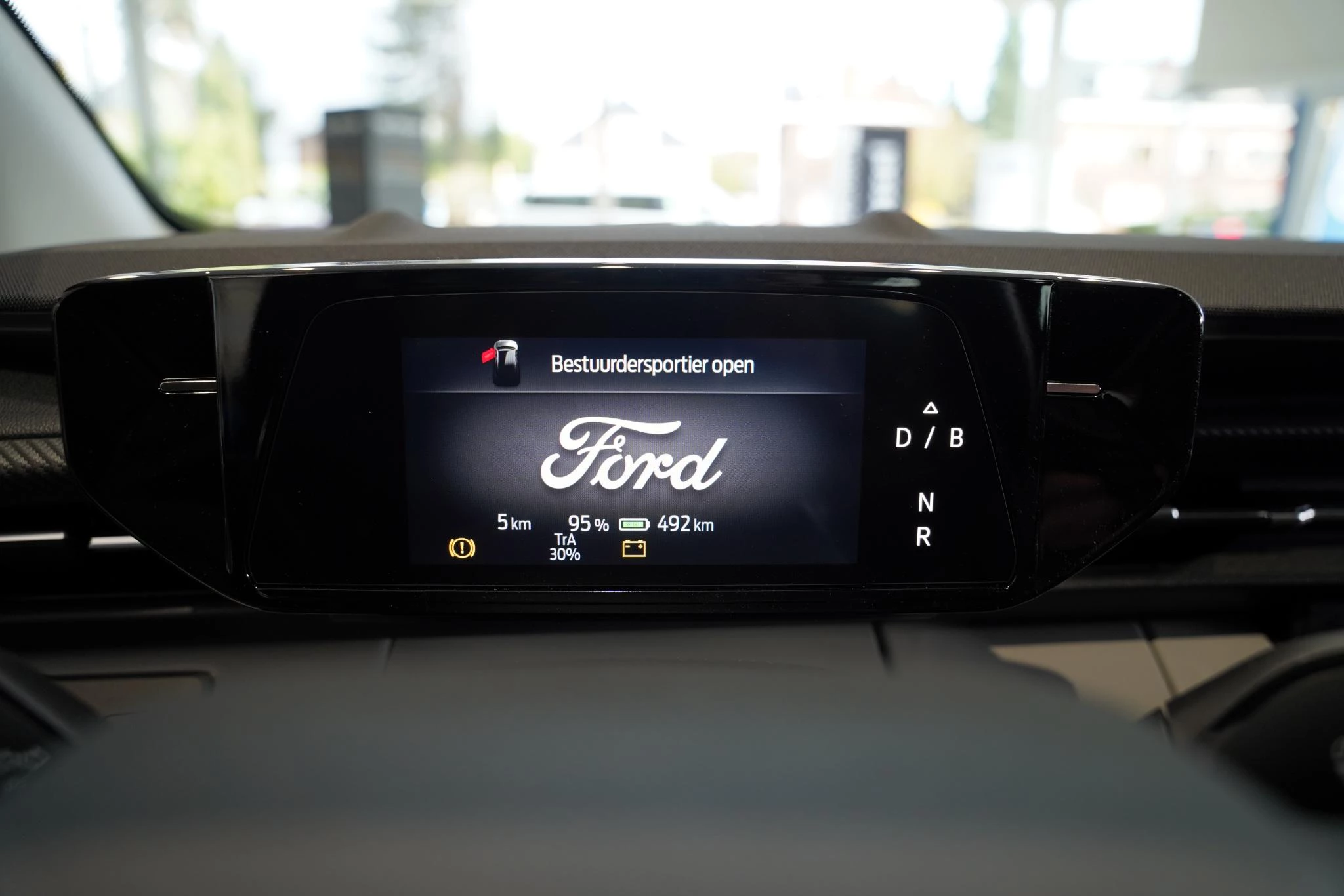 Ford-Explorer EV-image-17