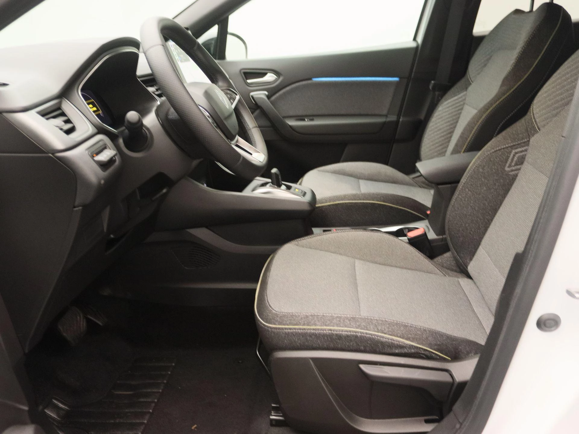 Renault-Captur-image-11