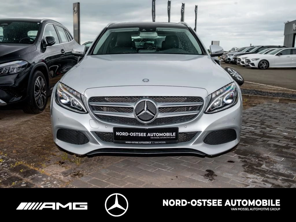 Mercedes-Benz C-Klasse 250 d T AVANTGARDE NAVI TEMPO KAMERA AHK LED AVANTGARDE