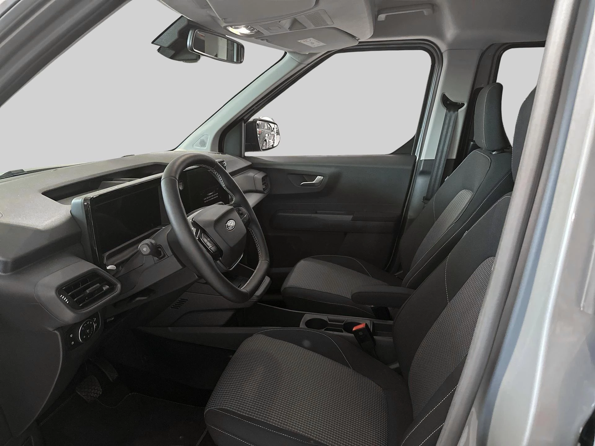 Ford-Tourneo Courier-image-7