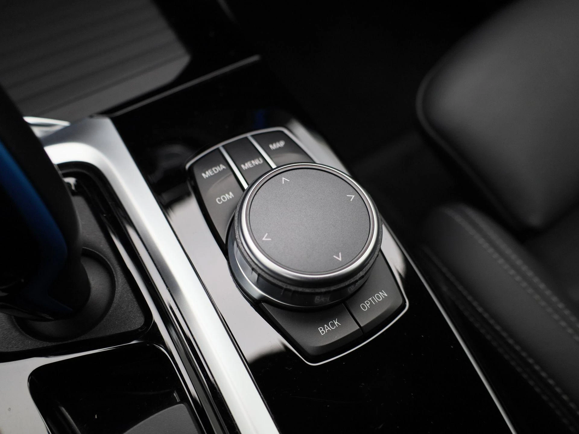BMW-iX3-image-21