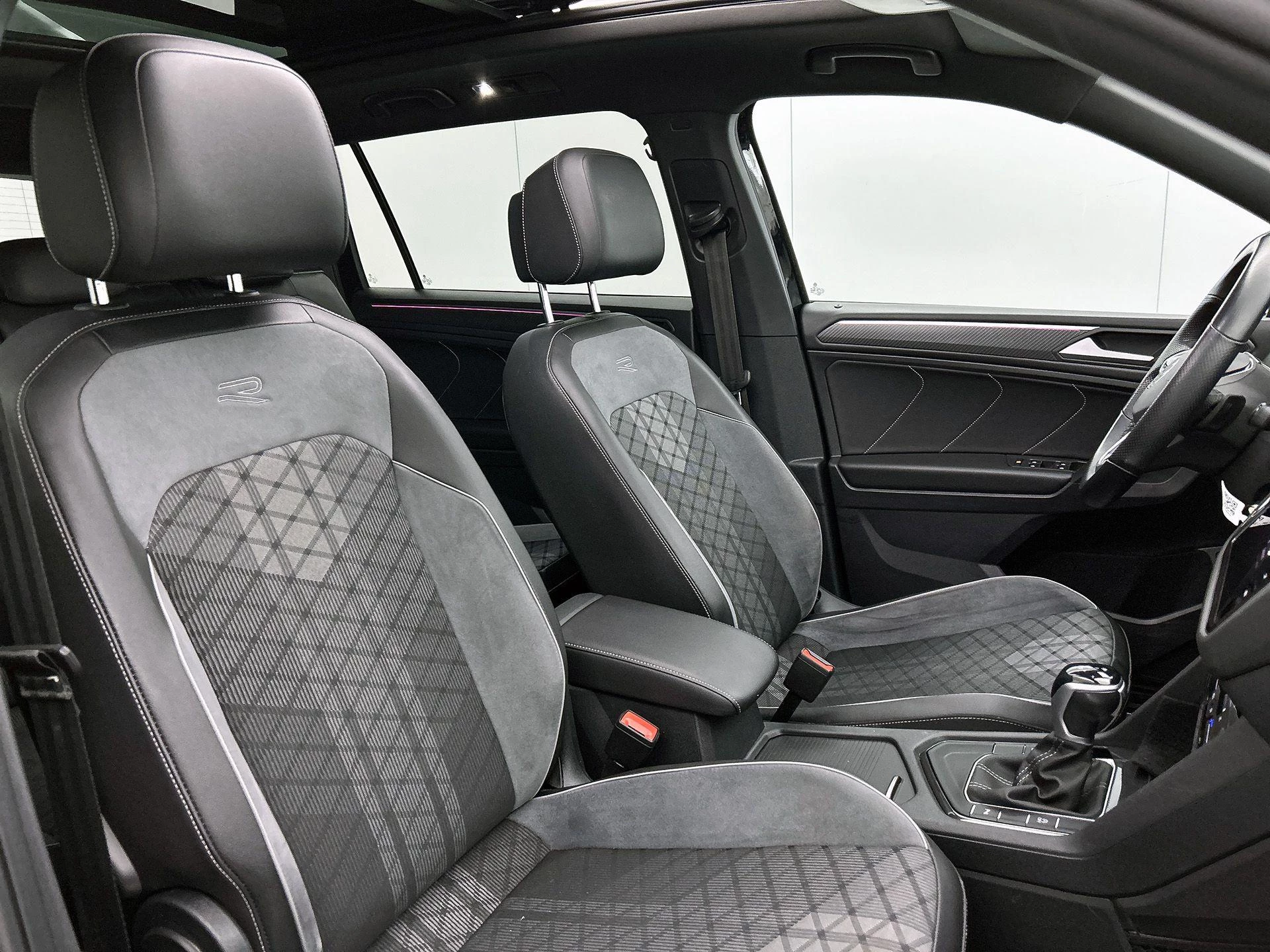 Volkswagen-Tiguan Allspace-image-35