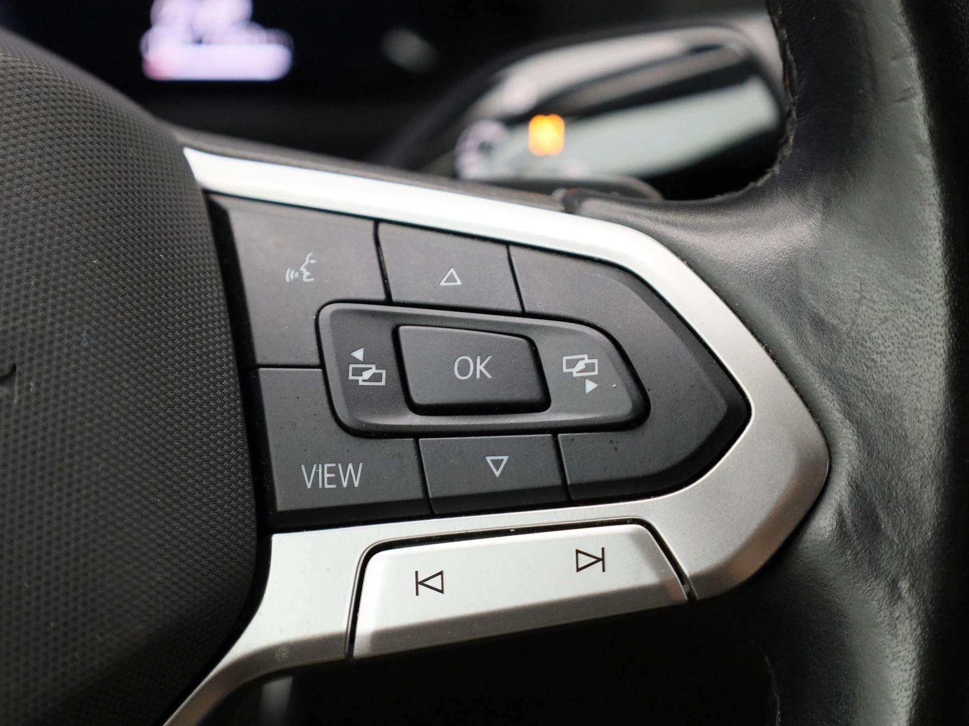 Volkswagen-Crafter-image-27