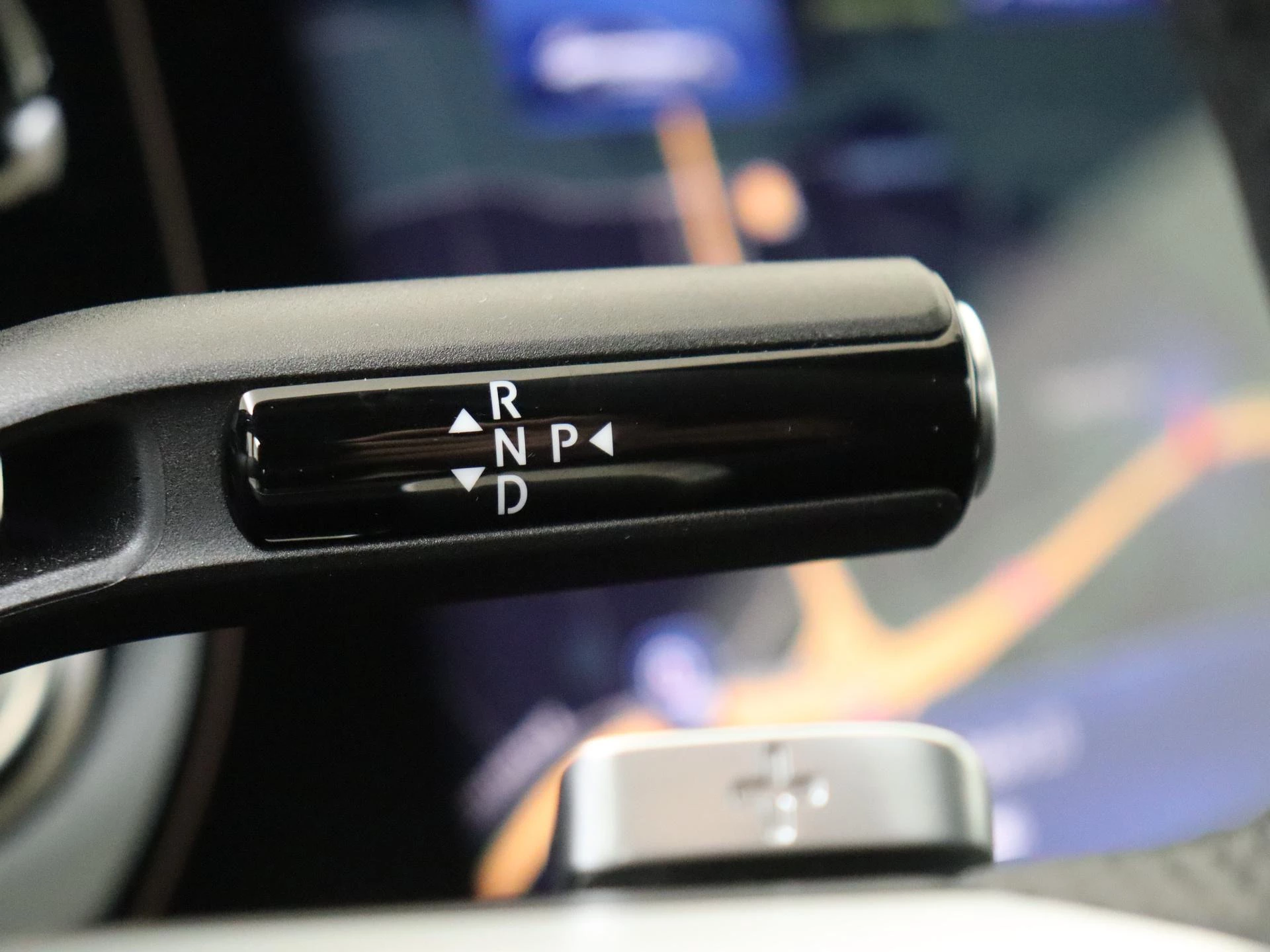 Mercedes-Benz-E-Klasse-image-17