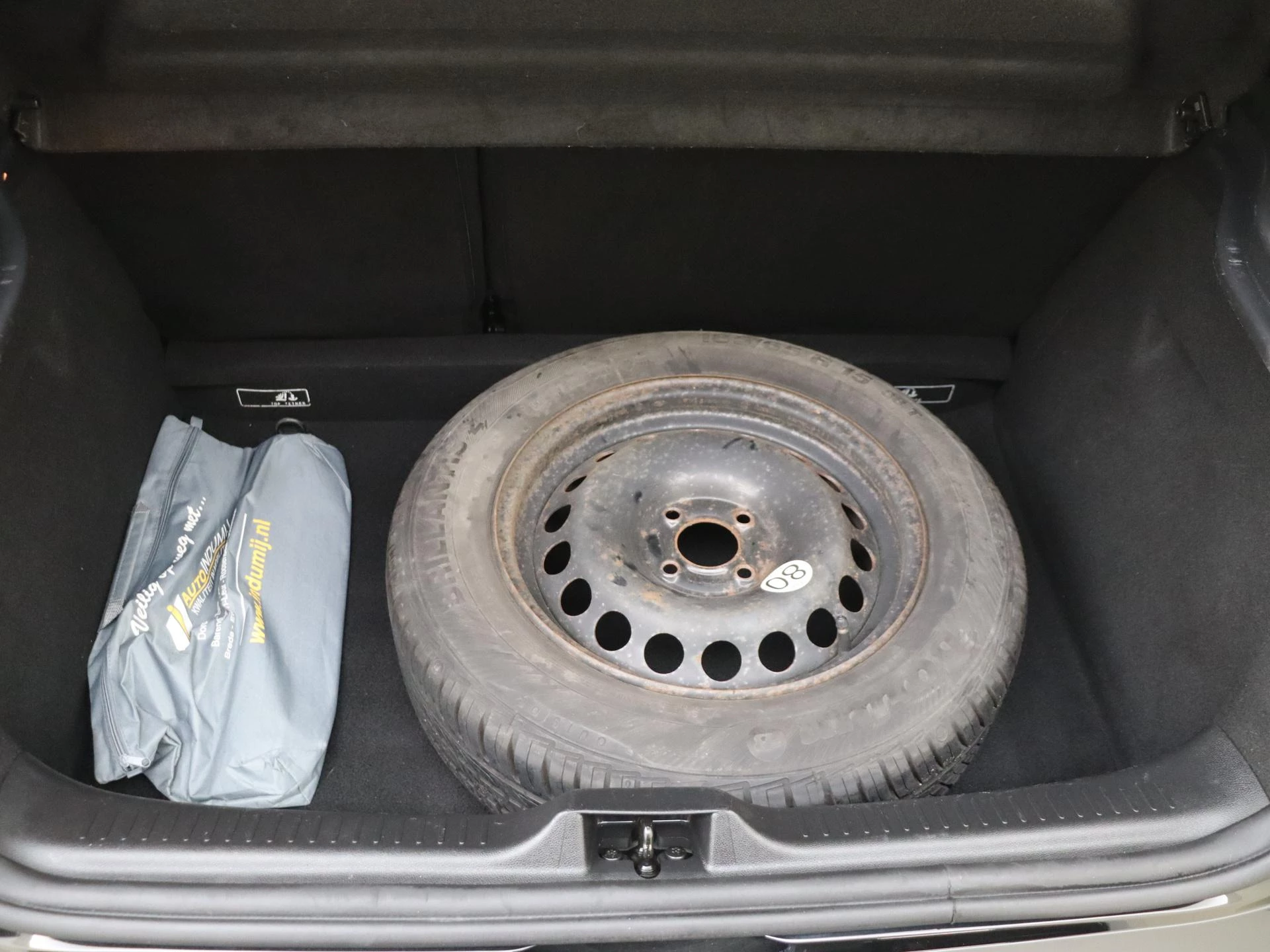 Renault-Clio-image-23