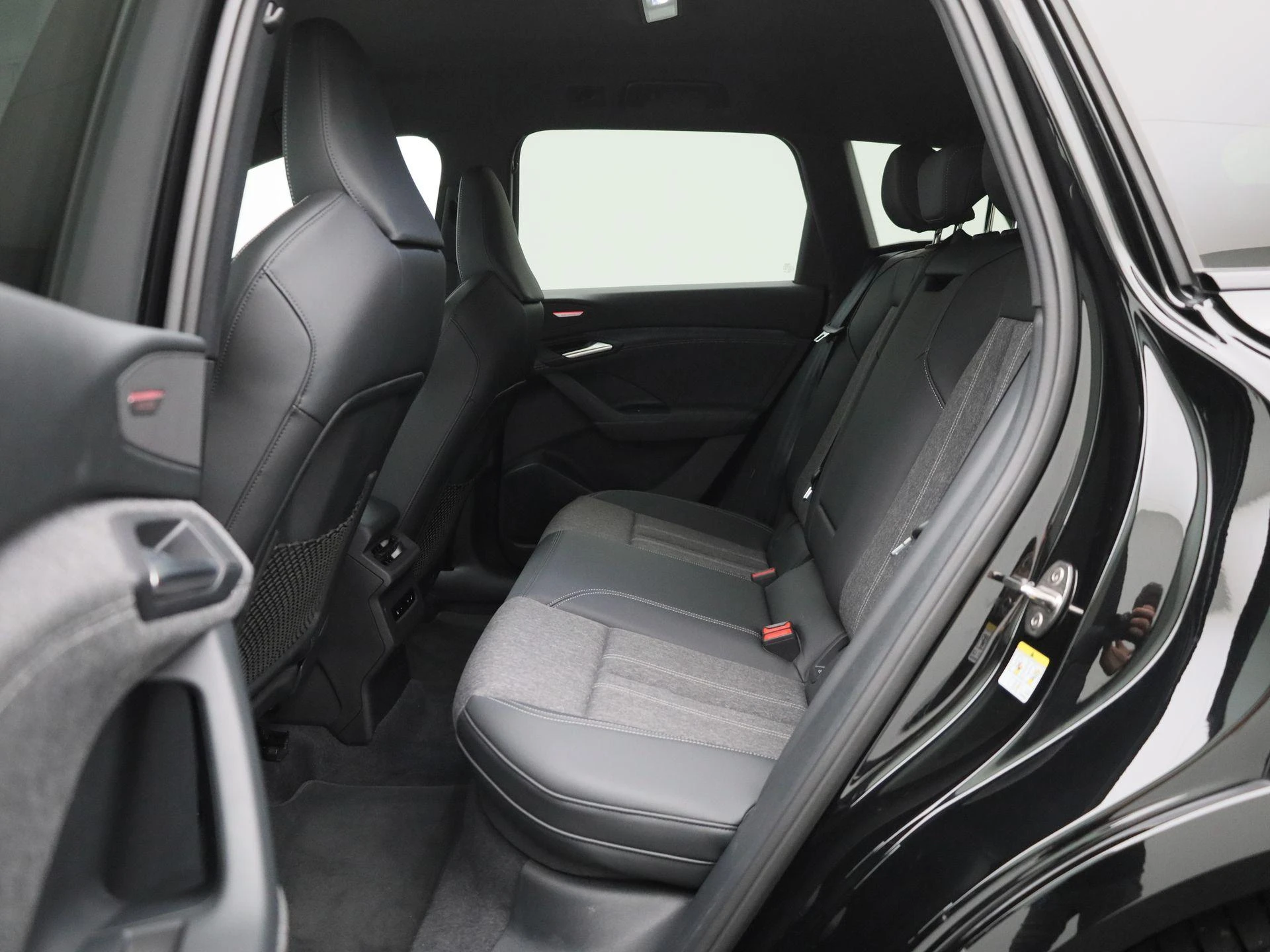Audi-Q6 e-tron-image-11