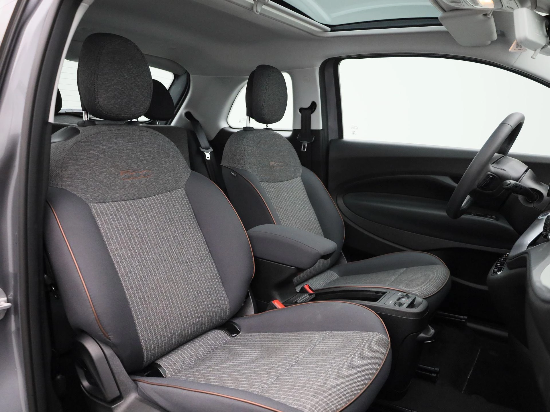 Fiat-500e-image-33