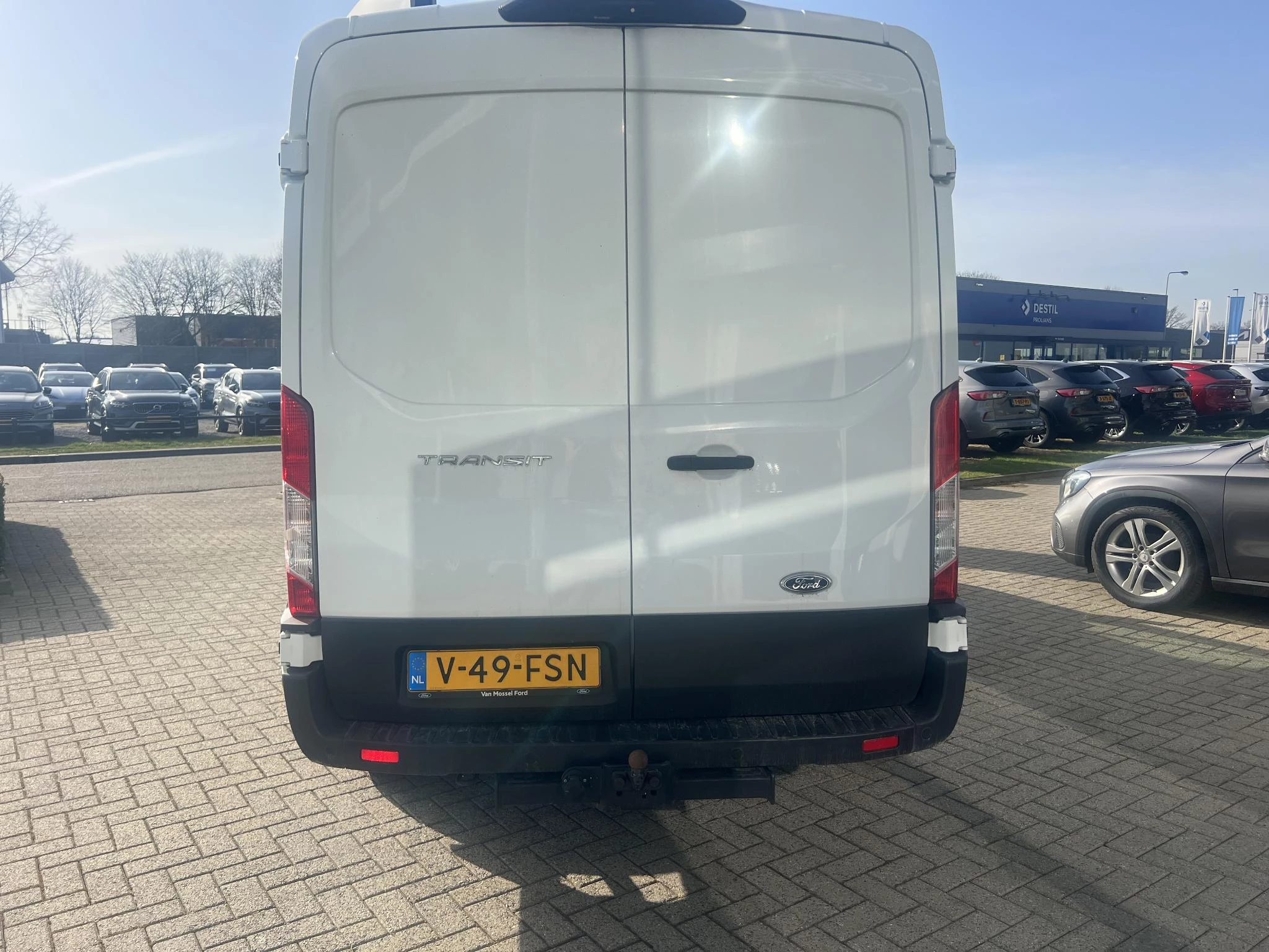 Ford-Transit-image-5