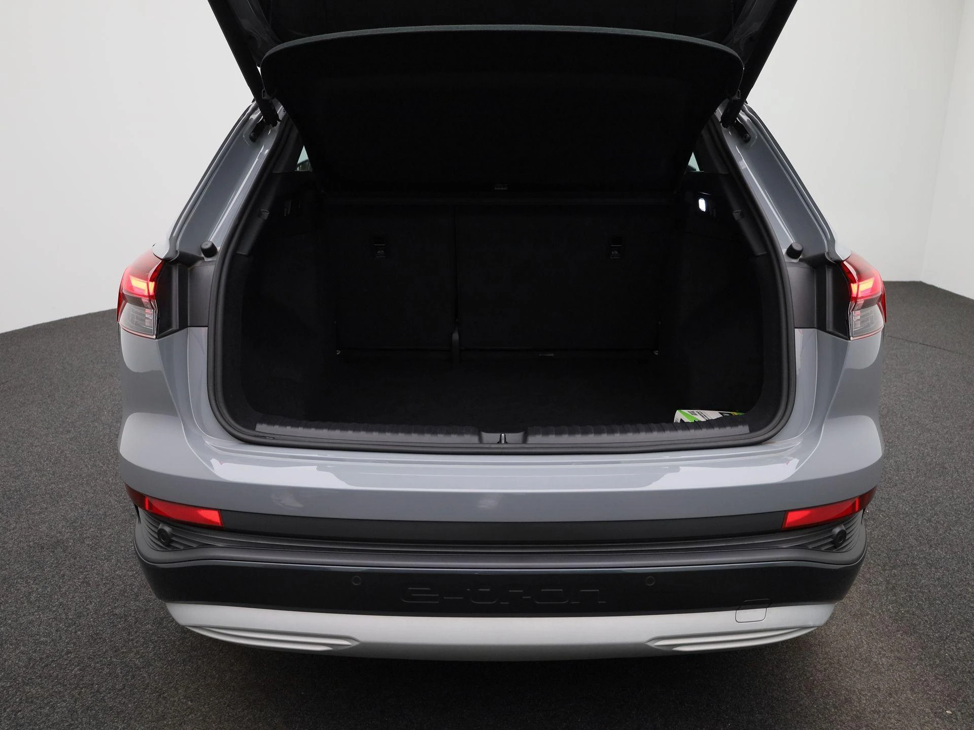 Audi-Q4 e-tron-image-12