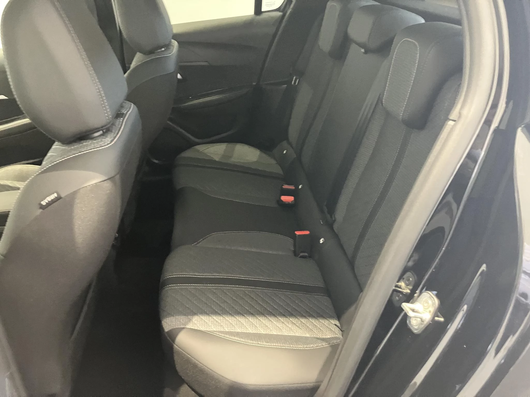 Peugeot-208-image-11