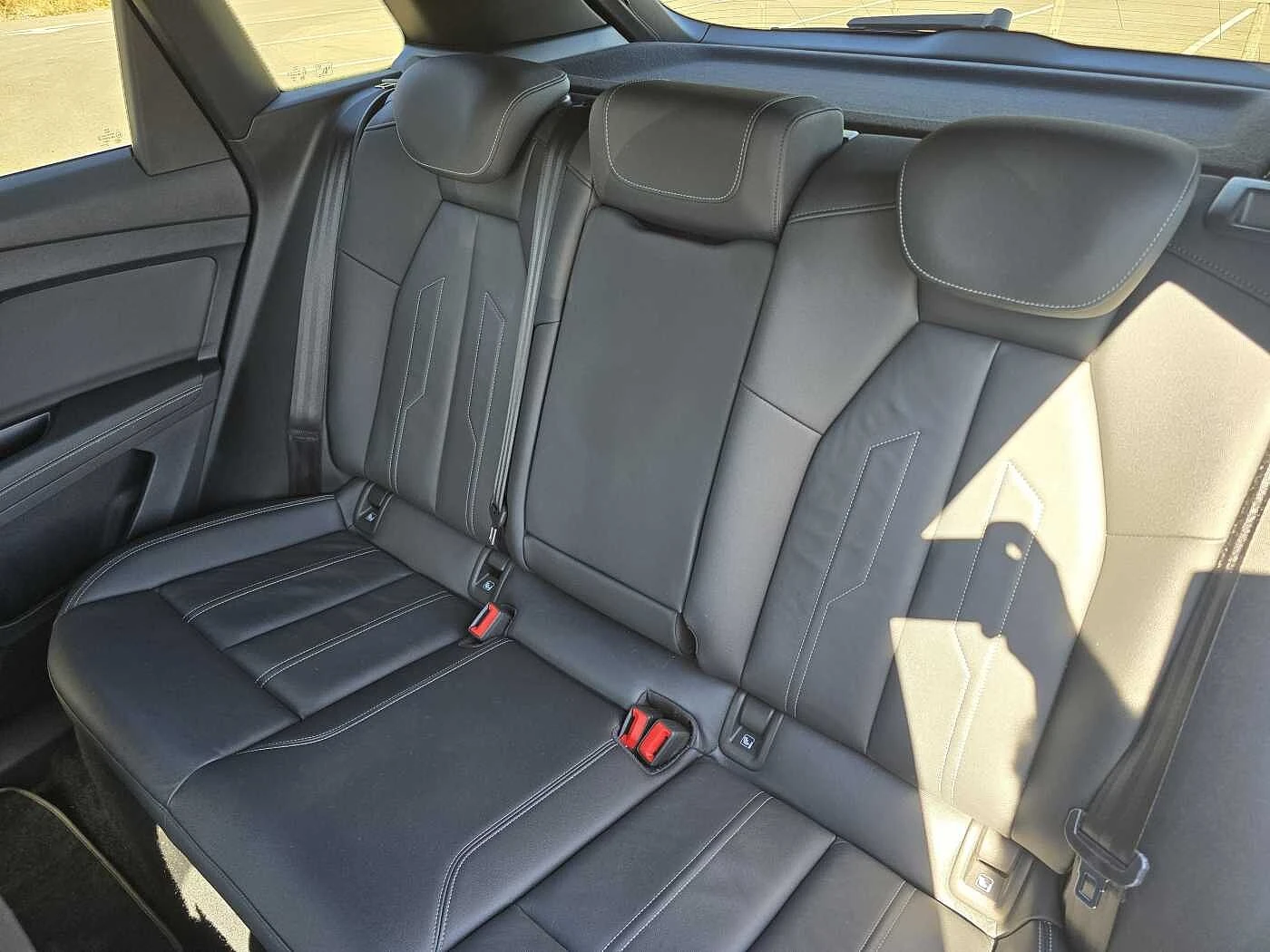 Audi-Q4 e-tron-image-44