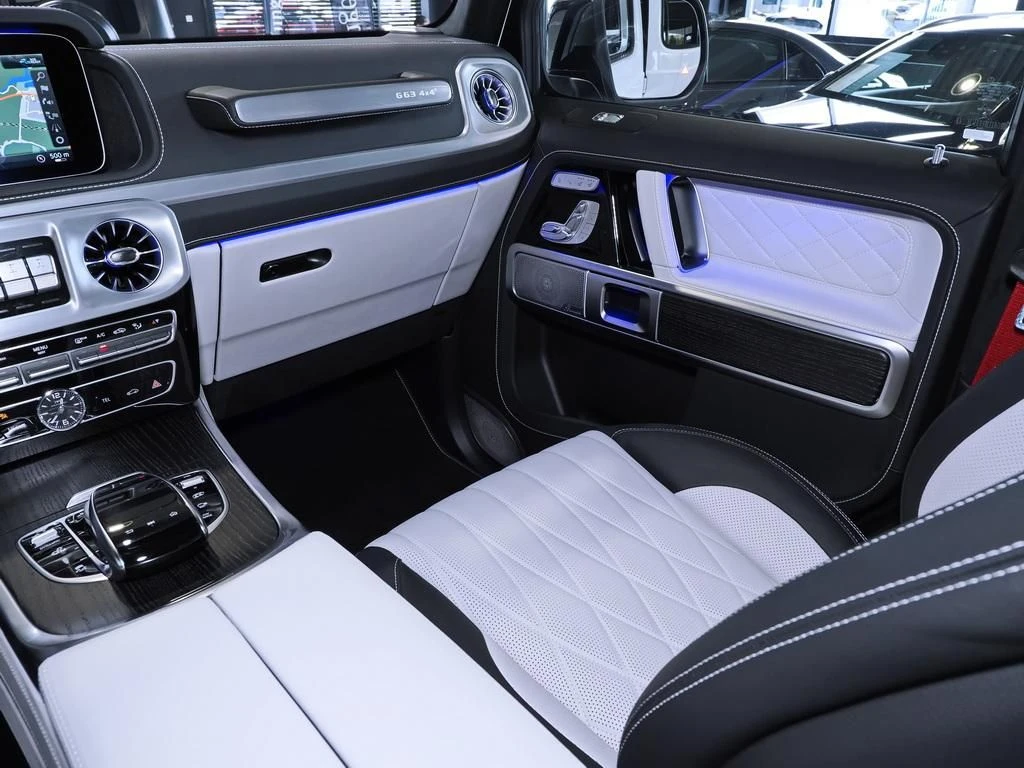 Mercedes-AMG-G-Klasse 63-image-13