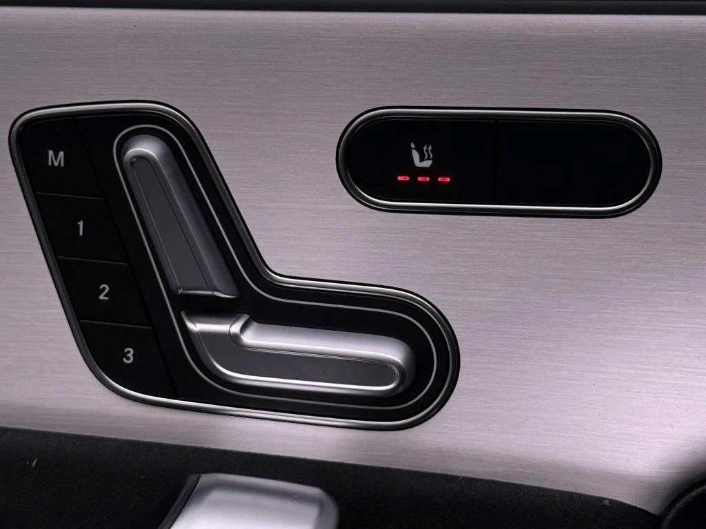 Mercedes-Benz-CLA-image-7