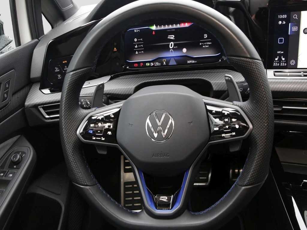 Volkswagen-Golf-image-15